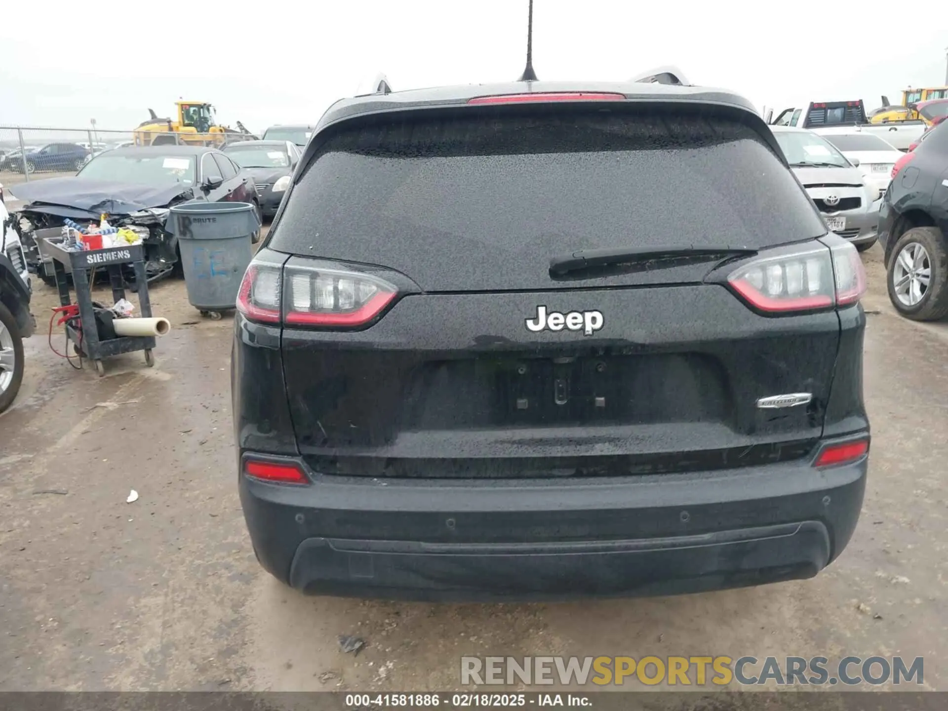 17 fotografías del automóvil dañado 1C4PJLLB7LD637670 JEEP CHEROKEE 2020