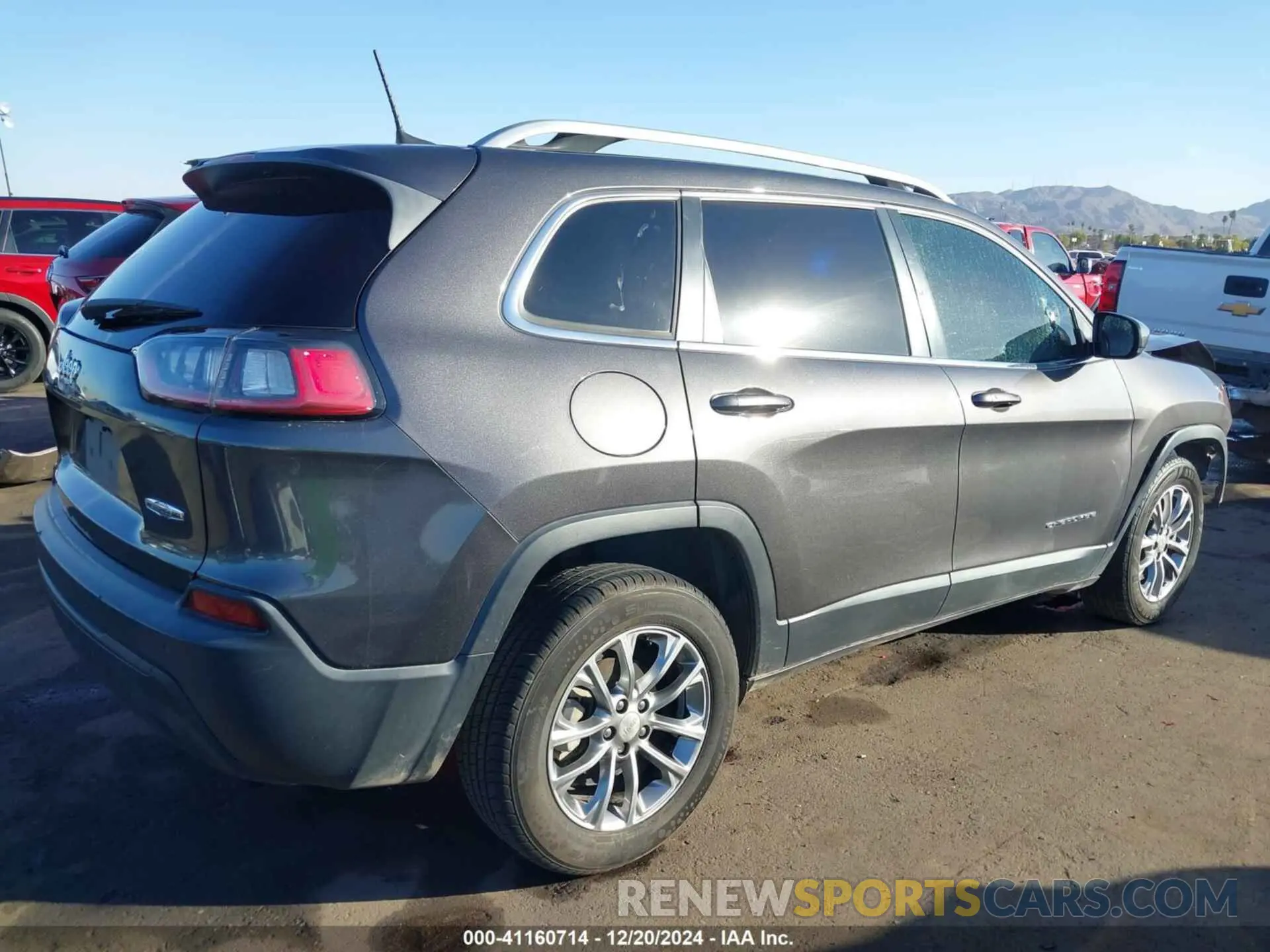 4 fotografías del automóvil dañado 1C4PJLLB8LD535701 JEEP CHEROKEE 2020