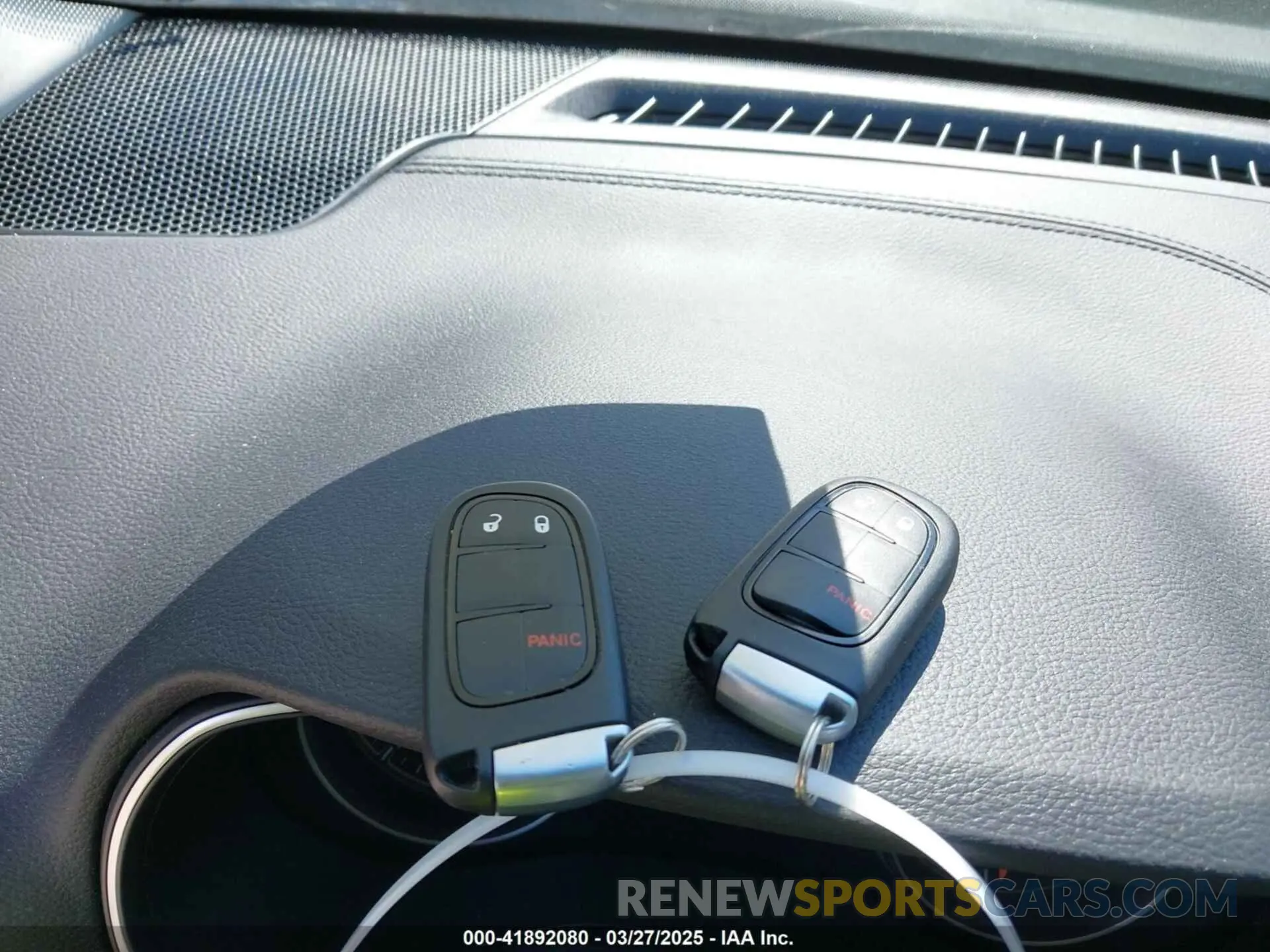 11 fotografías del automóvil dañado 1C4PJLLB9LD585622 JEEP CHEROKEE 2020