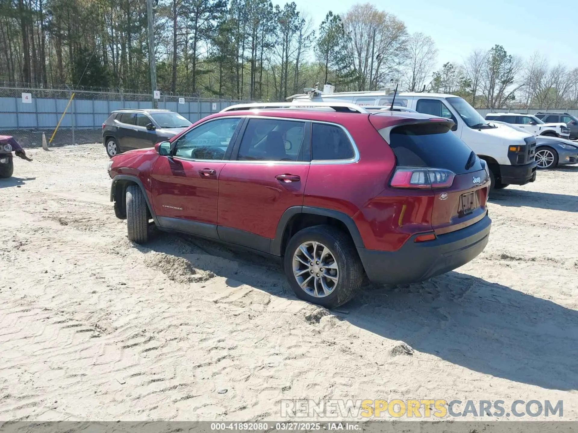 3 fotografías del automóvil dañado 1C4PJLLB9LD585622 JEEP CHEROKEE 2020