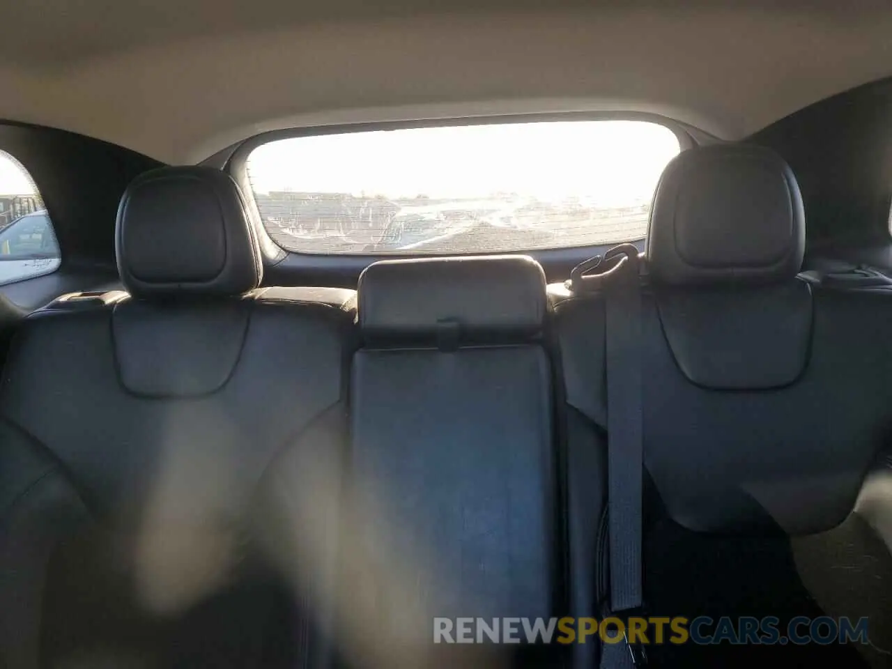 10 fotografías del automóvil dañado 1C4PJMBX3LD501071 JEEP CHEROKEE 2020