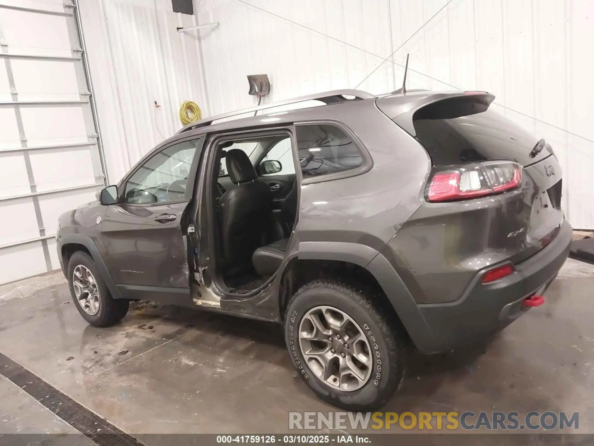 15 fotografías del automóvil dañado 1C4PJMBX5LD527462 JEEP CHEROKEE 2020