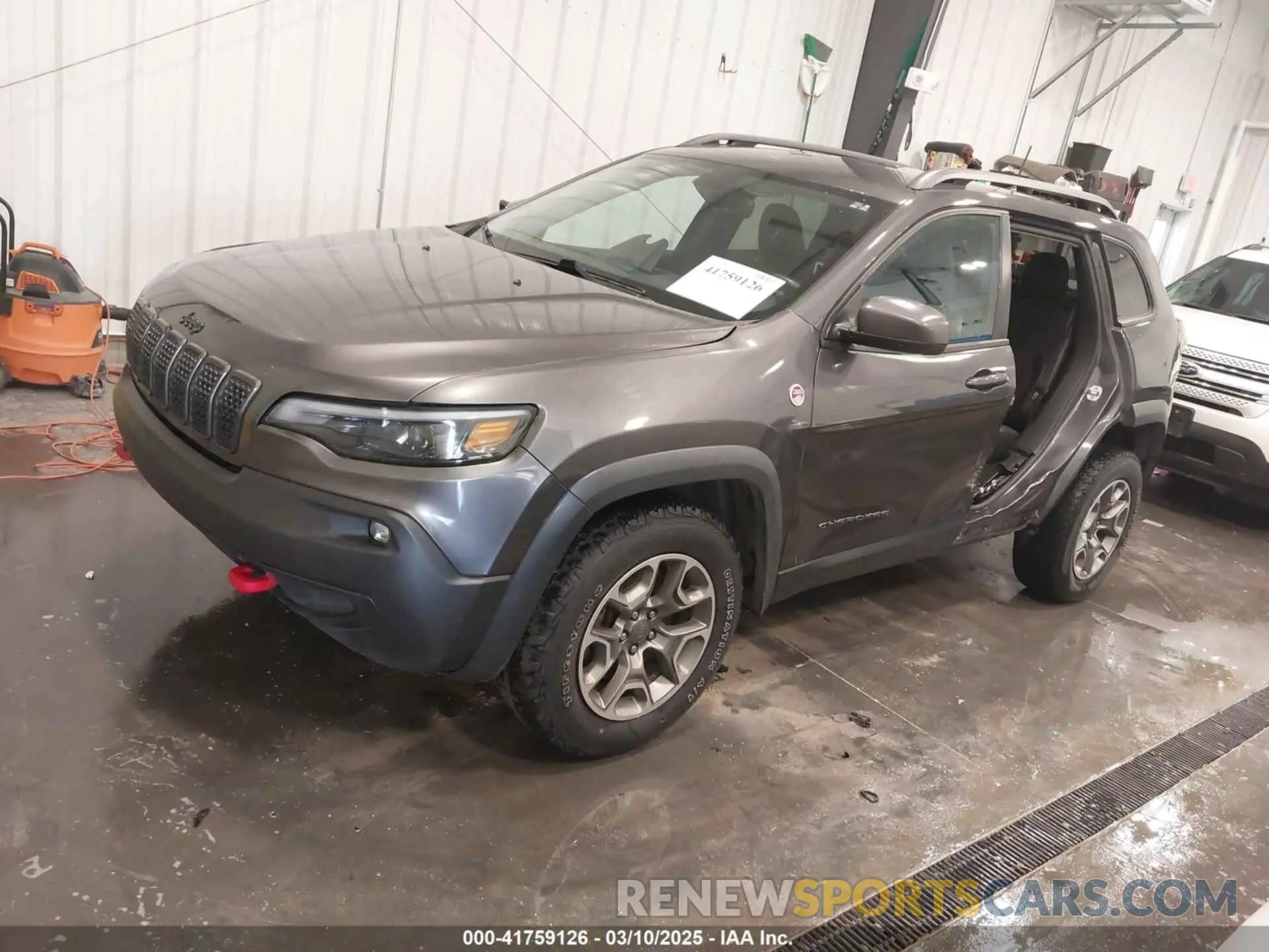 2 fotografías del automóvil dañado 1C4PJMBX5LD527462 JEEP CHEROKEE 2020