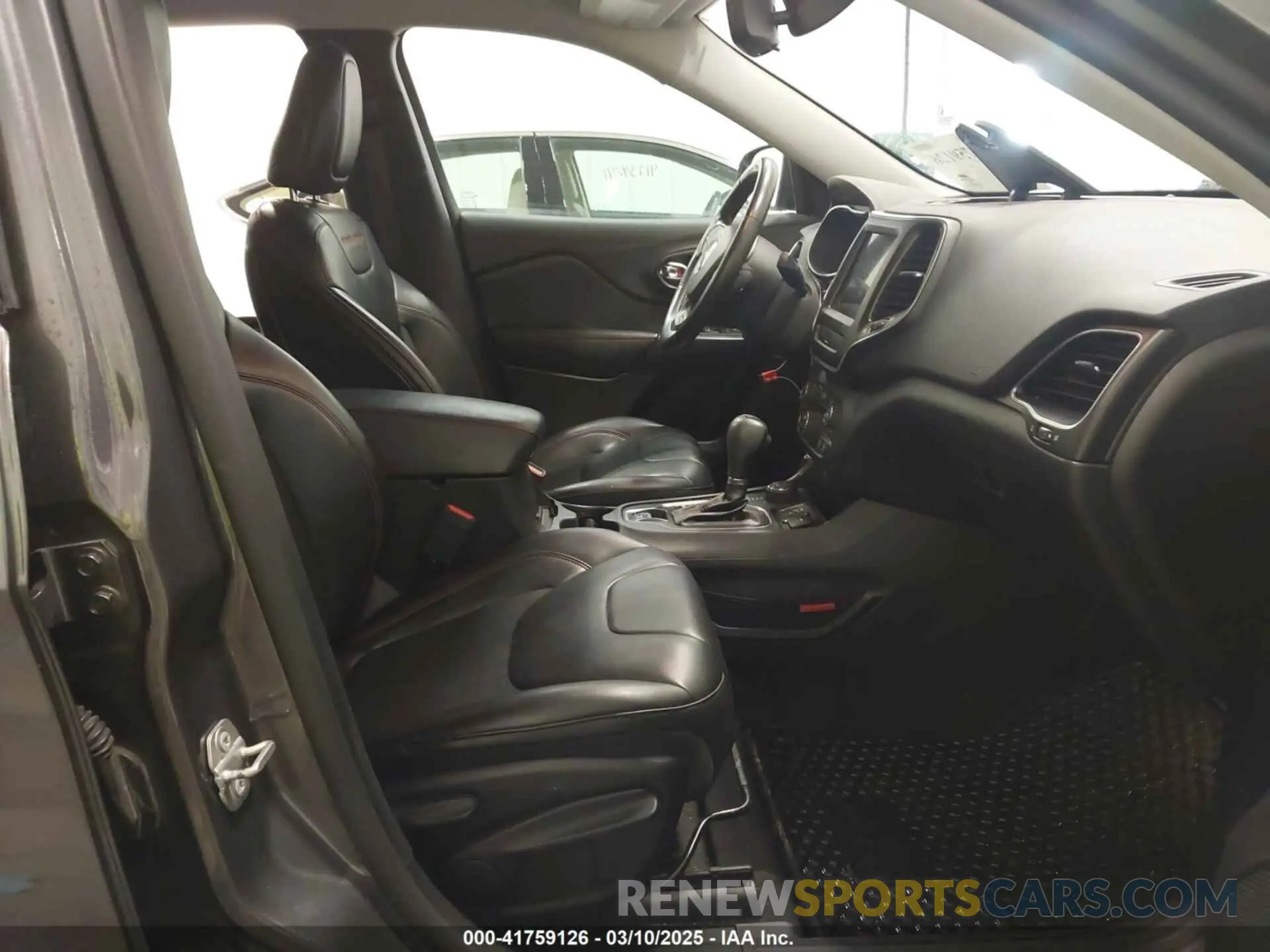 5 fotografías del automóvil dañado 1C4PJMBX5LD527462 JEEP CHEROKEE 2020