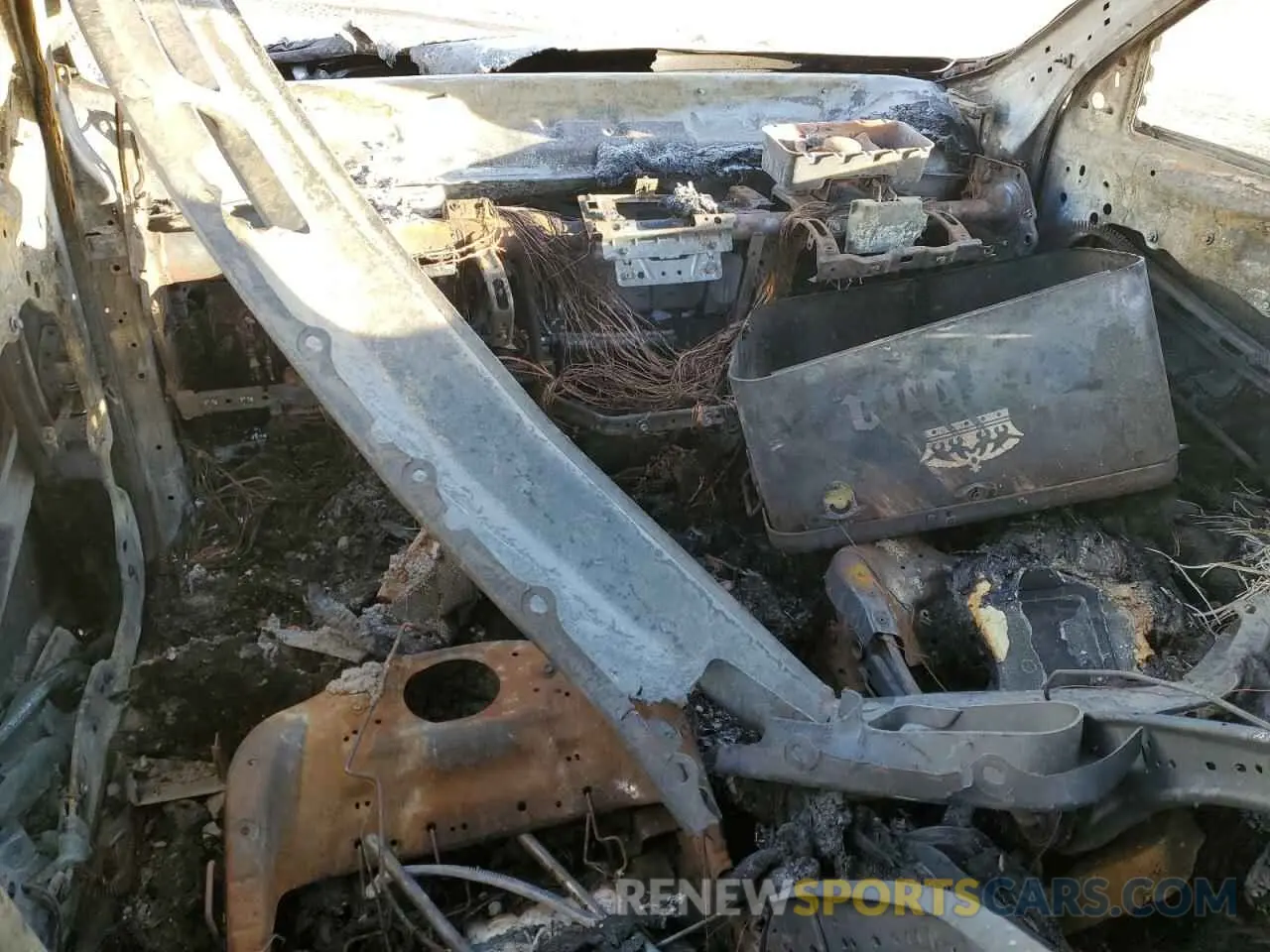 8 fotografías del automóvil dañado 1C4PJMBX6LD621799 JEEP CHEROKEE 2020