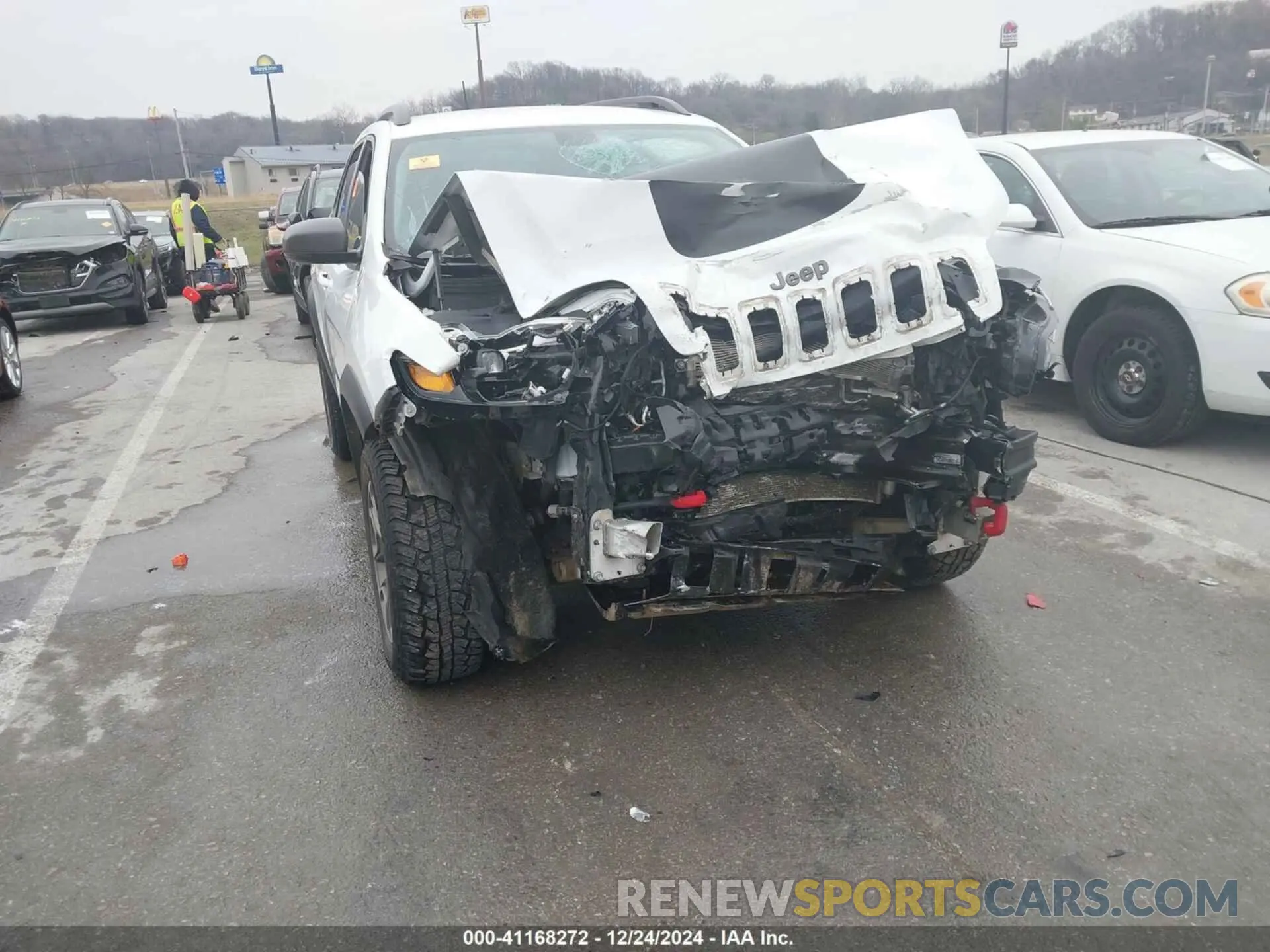 6 fotografías del automóvil dañado 1C4PJMBX9LD529182 JEEP CHEROKEE 2020