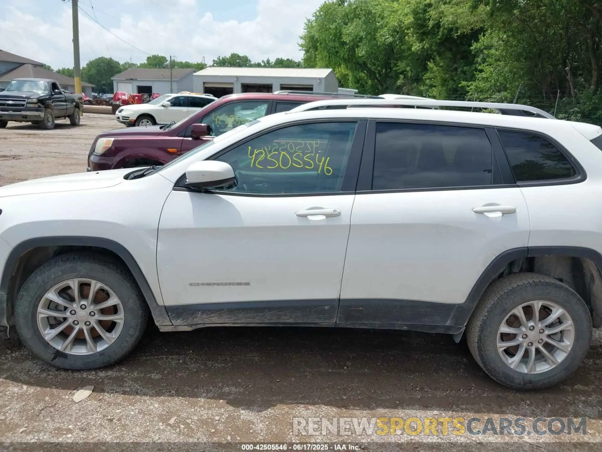 14 fotografías del automóvil dañado 1C4PJMCB2LD624797 JEEP CHEROKEE 2020