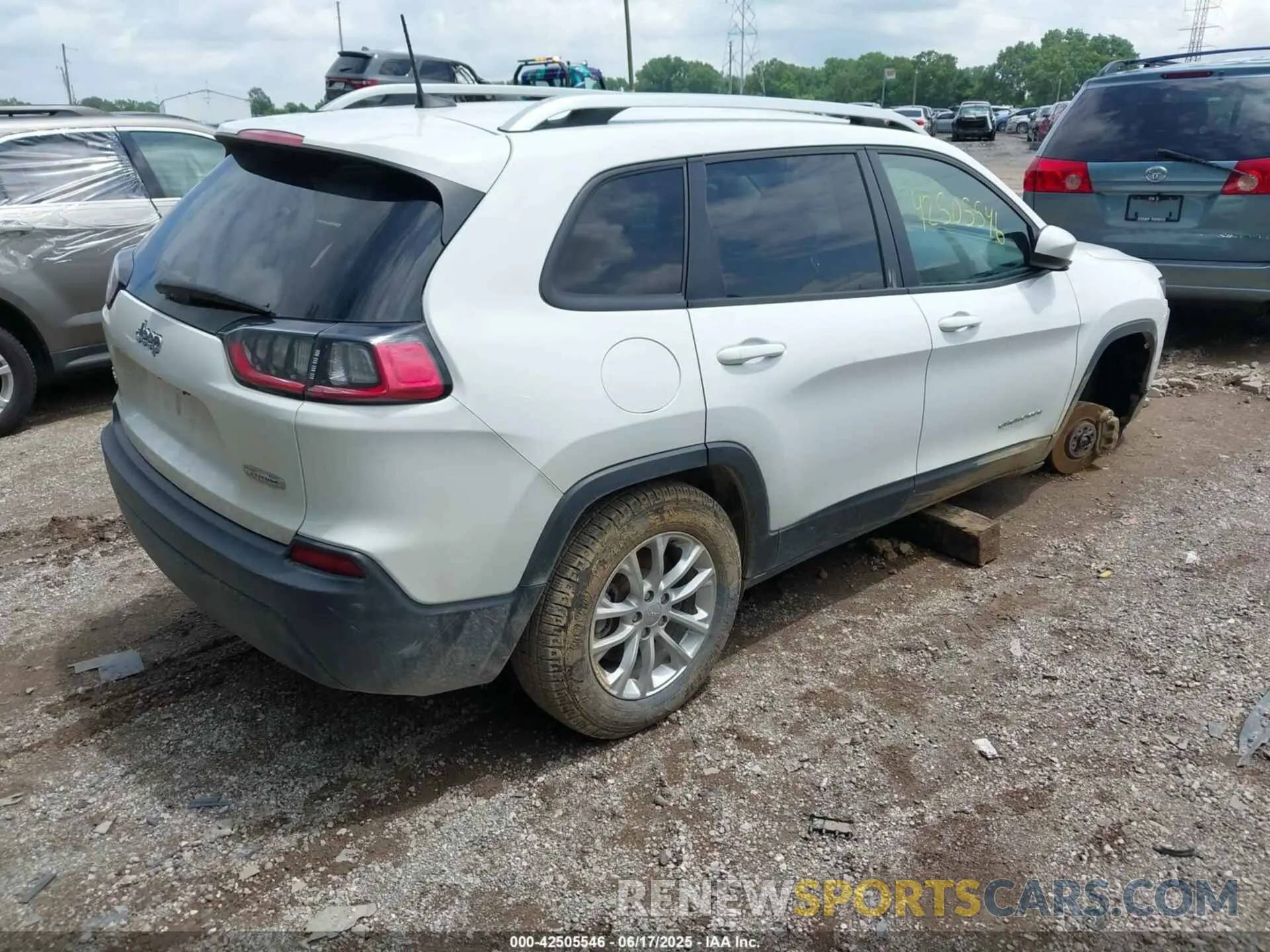 4 fotografías del automóvil dañado 1C4PJMCB2LD624797 JEEP CHEROKEE 2020