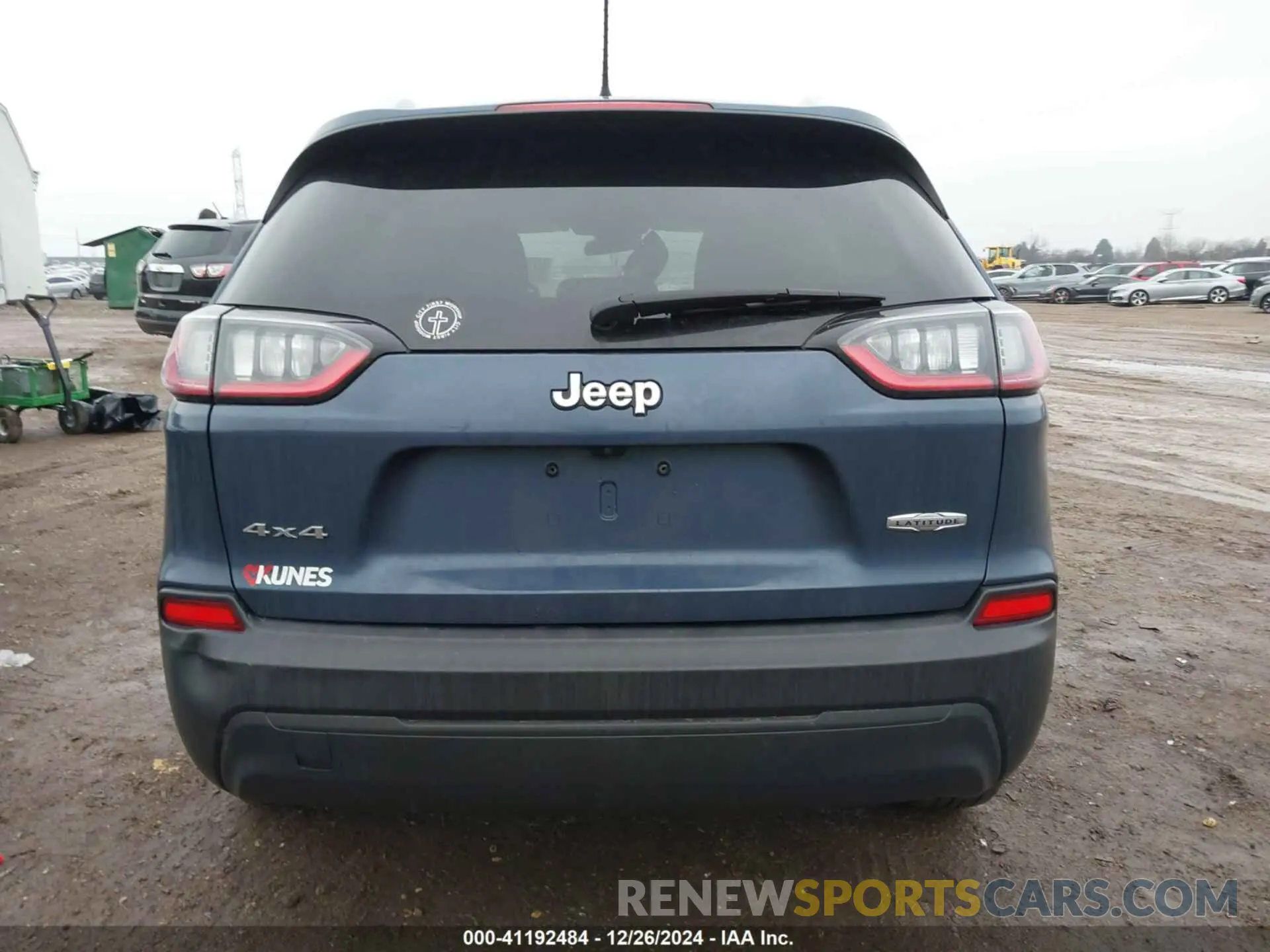 16 fotografías del automóvil dañado 1C4PJMCB4LD650592 JEEP CHEROKEE 2020