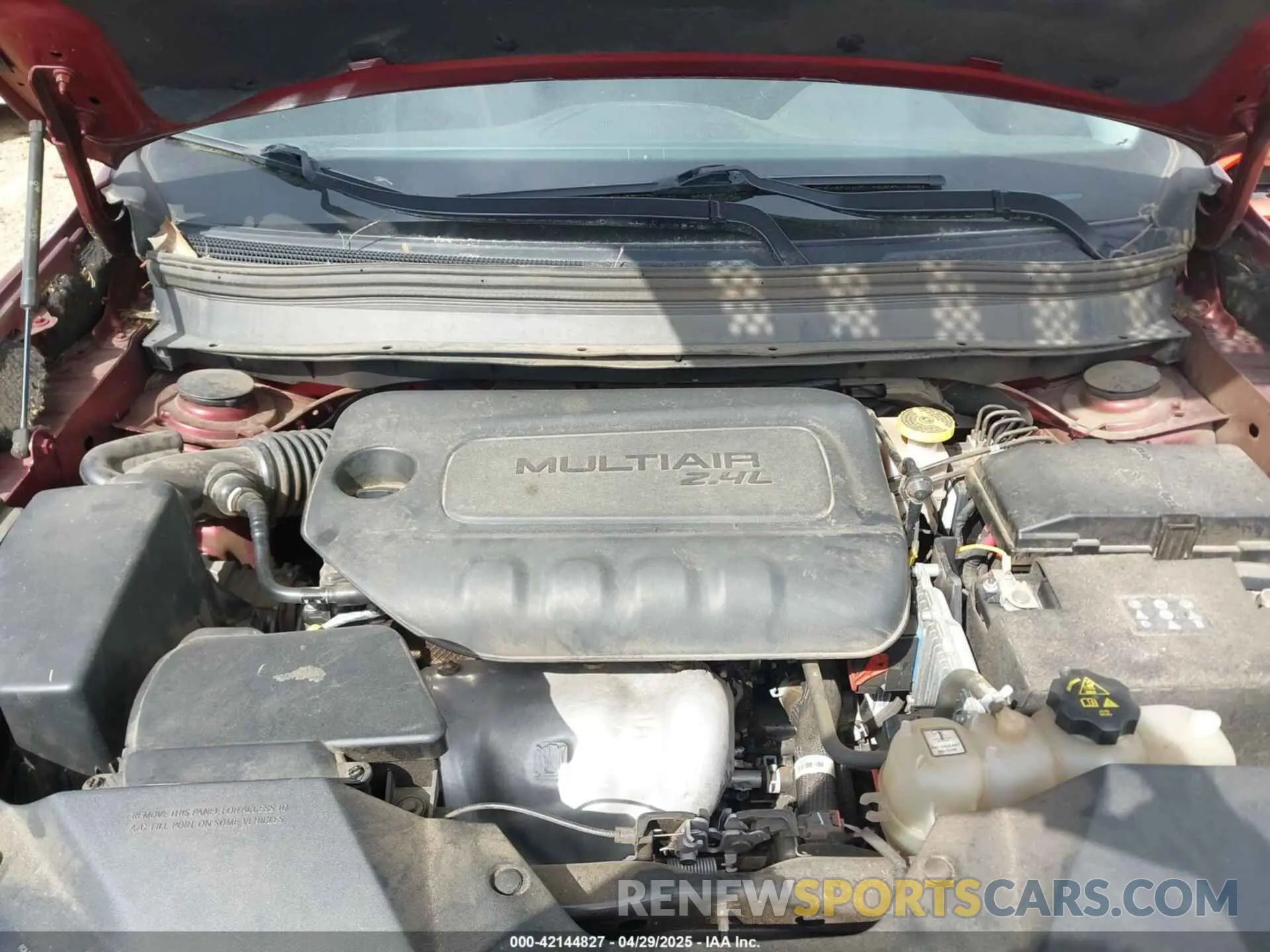 10 fotografías del automóvil dañado 1C4PJMCB7LD575600 JEEP CHEROKEE 2020
