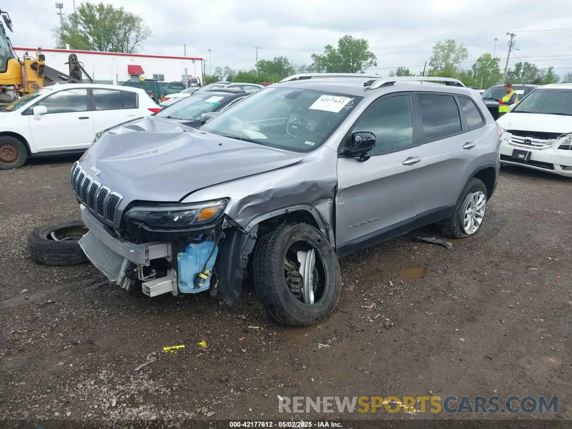 2 fotografías del automóvil dañado 1C4PJMCB9LD546714 JEEP CHEROKEE 2020