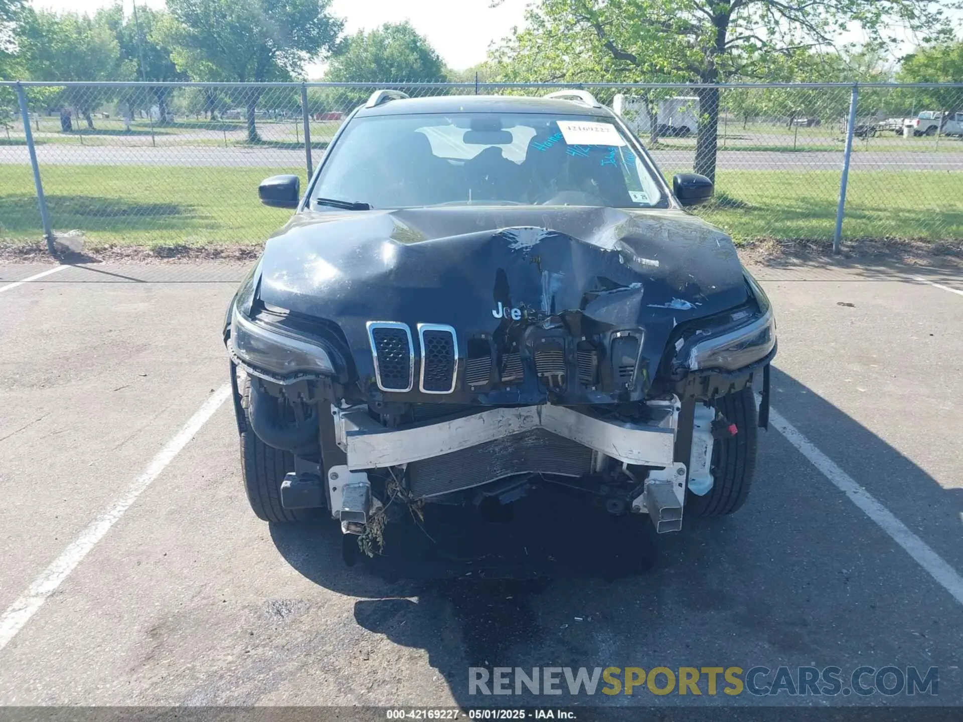 12 fotografías del automóvil dañado 1C4PJMCX4LD565781 JEEP CHEROKEE 2020
