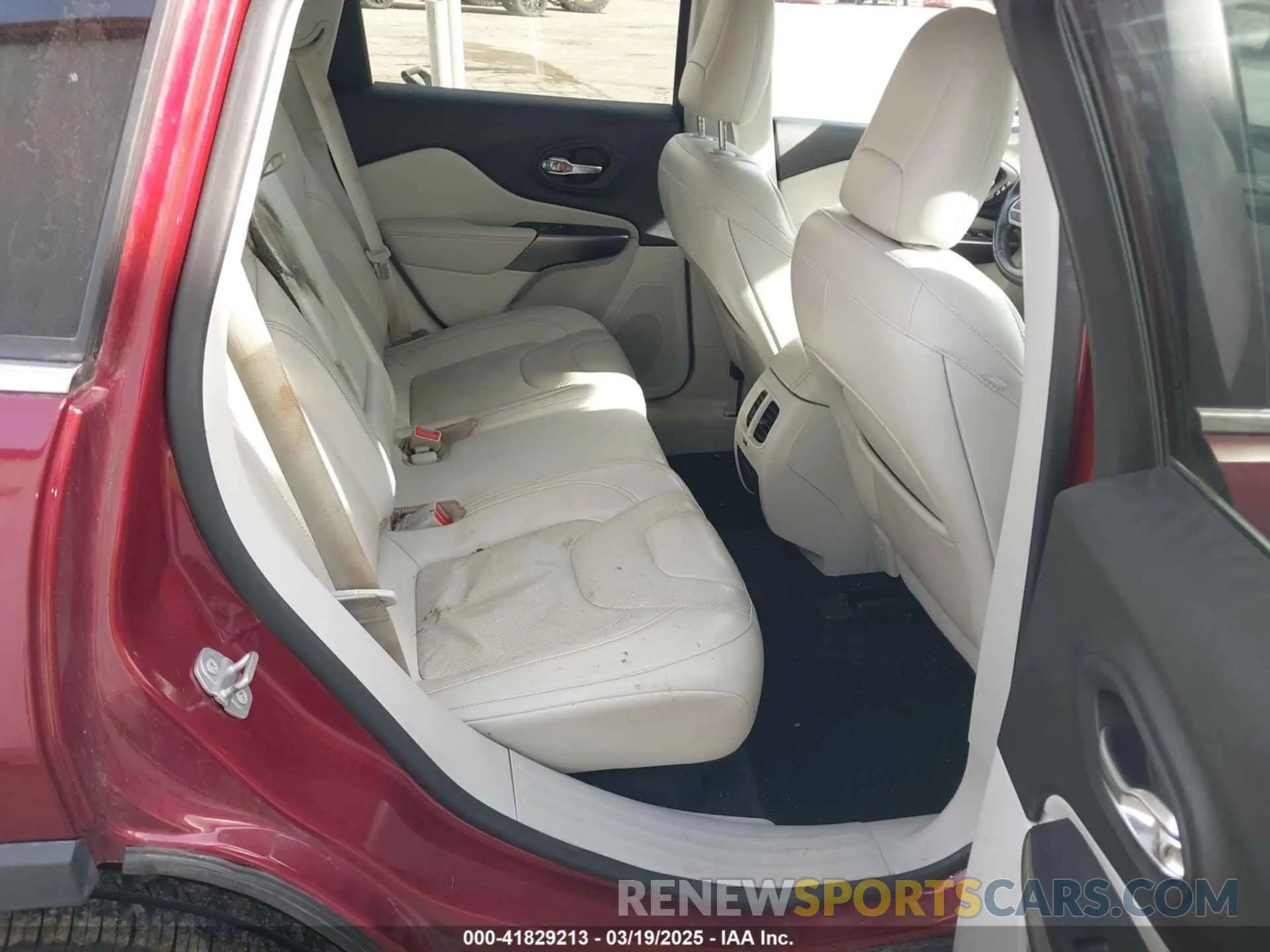 8 fotografías del automóvil dañado 1C4PJMDX1LD531201 JEEP CHEROKEE 2020