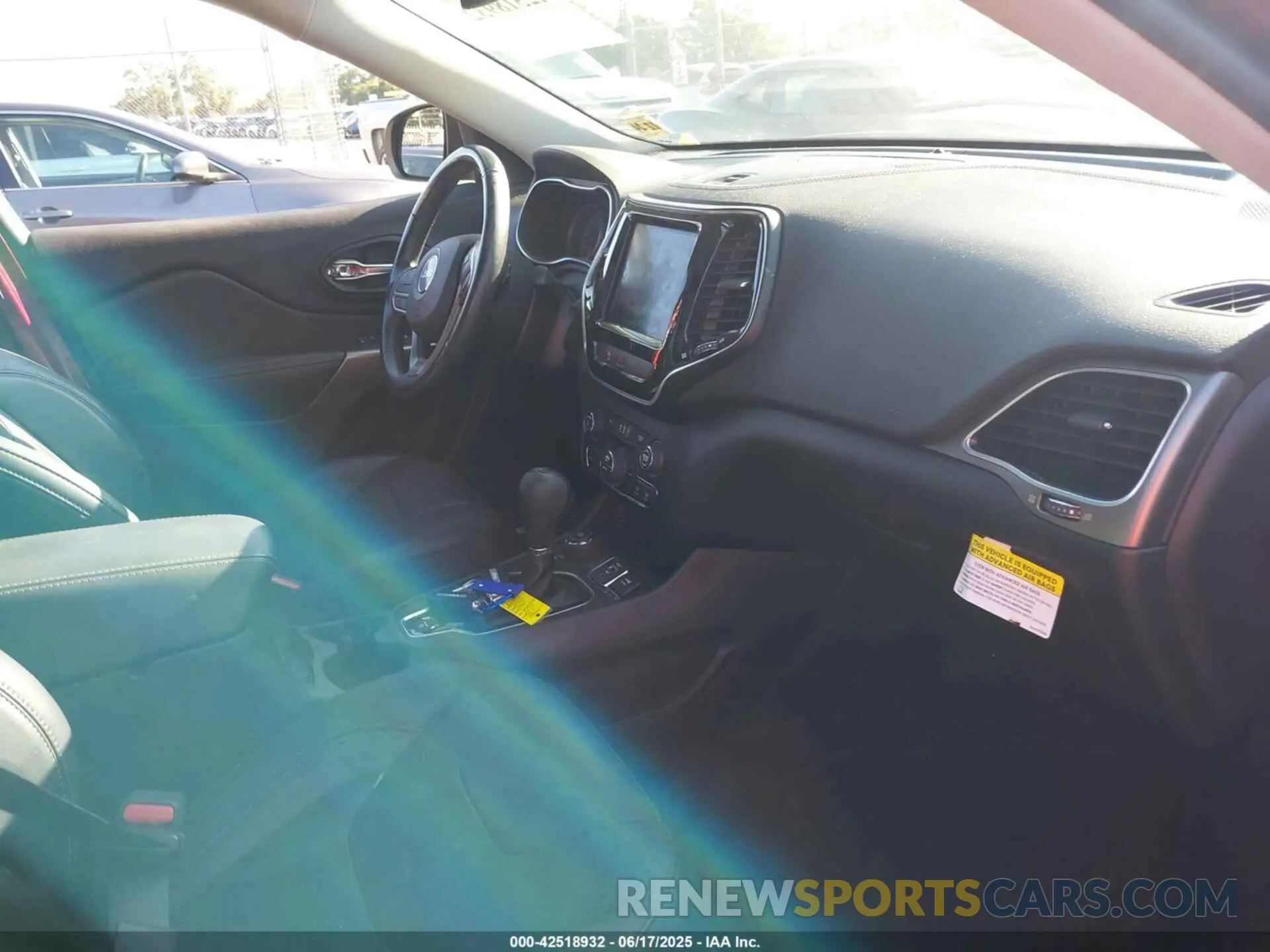 5 fotografías del automóvil dañado 1C4PJMDX5LD567098 JEEP CHEROKEE 2020