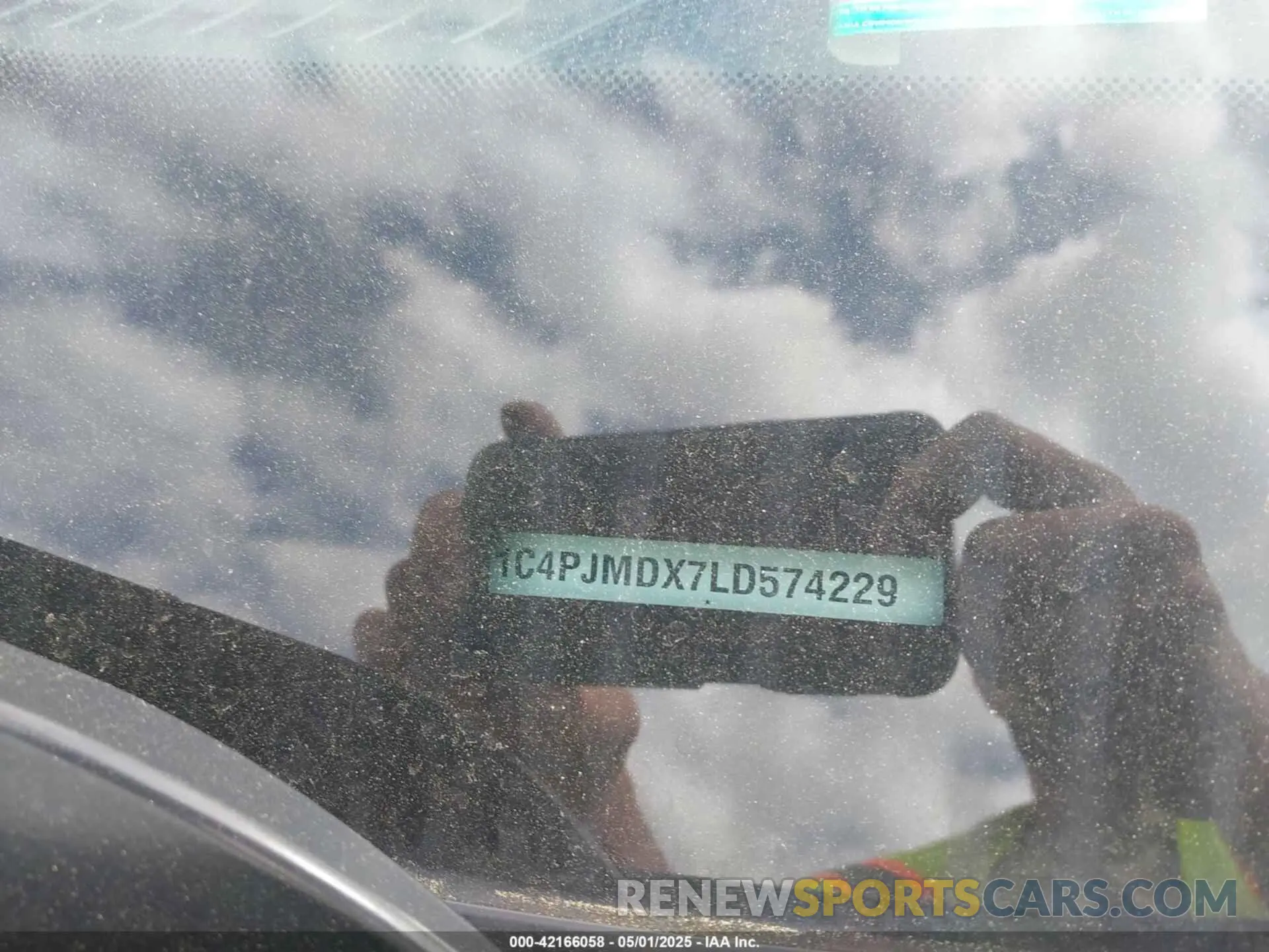 9 fotografías del automóvil dañado 1C4PJMDX7LD574229 JEEP CHEROKEE 2020