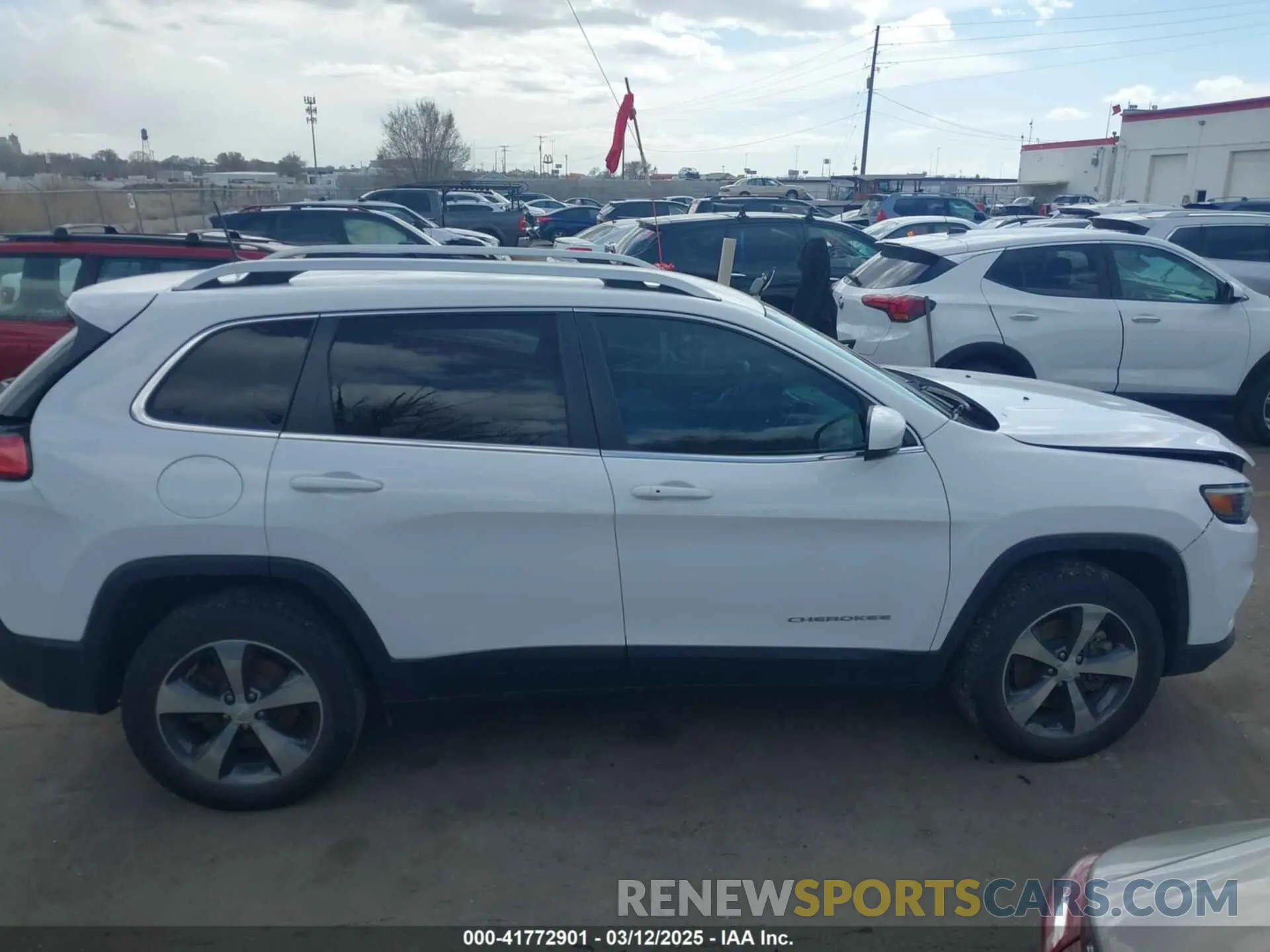 13 fotografías del automóvil dañado 1C4PJMDX8LD544589 JEEP CHEROKEE 2020