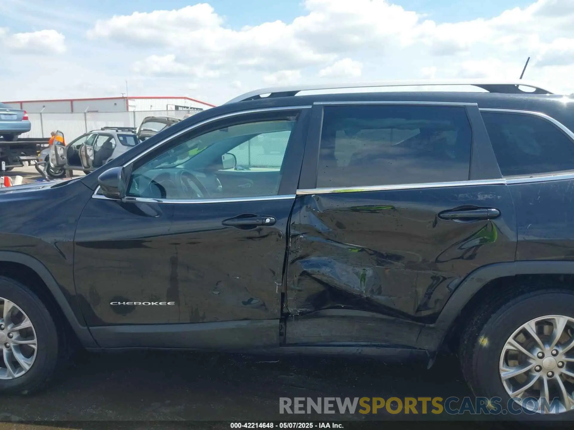 14 fotografías del automóvil dañado 1C4PJMLB0LD555687 JEEP CHEROKEE 2020
