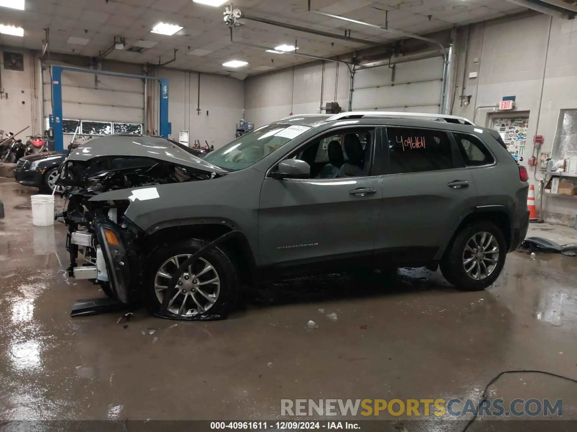 14 fotografías del automóvil dañado 1C4PJMLB8LD545568 JEEP CHEROKEE 2020