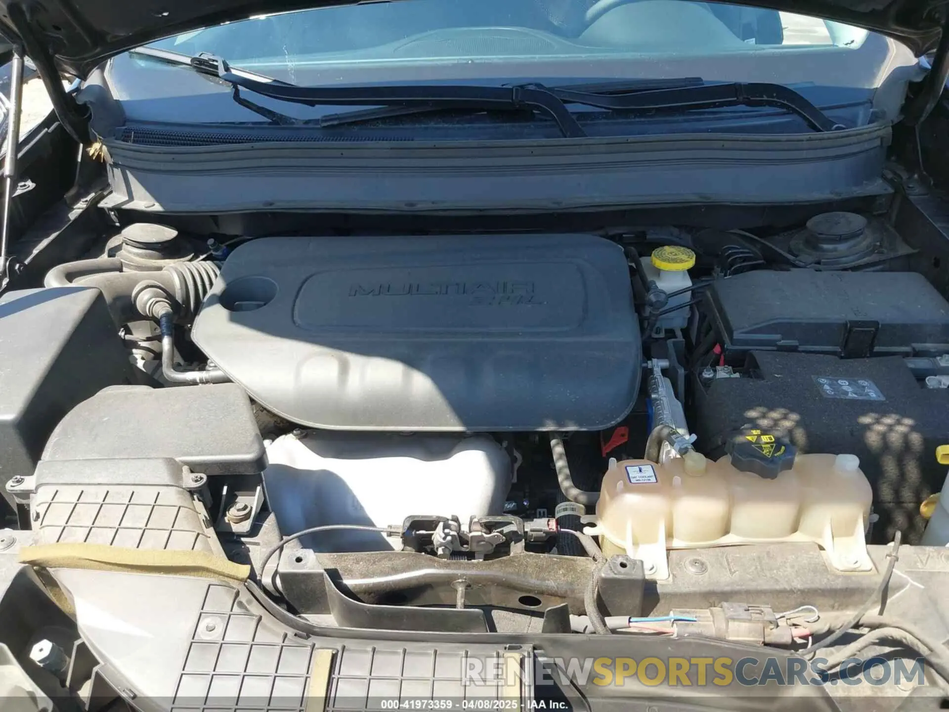 10 fotografías del automóvil dañado 1C4PJMLB8LD563861 JEEP CHEROKEE 2020