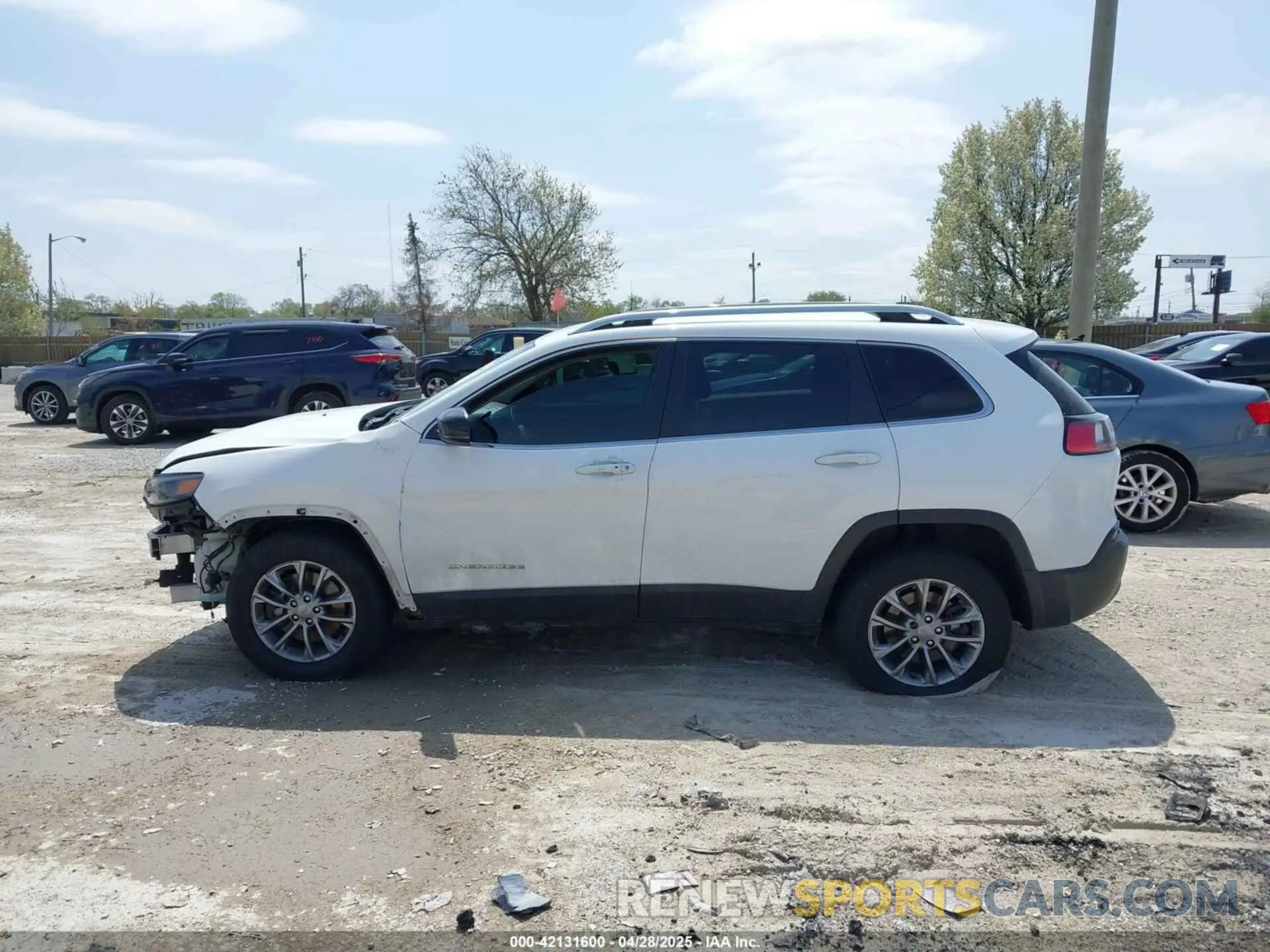 14 fotografías del automóvil dañado 1C4PJMLB9LD538306 JEEP CHEROKEE 2020
