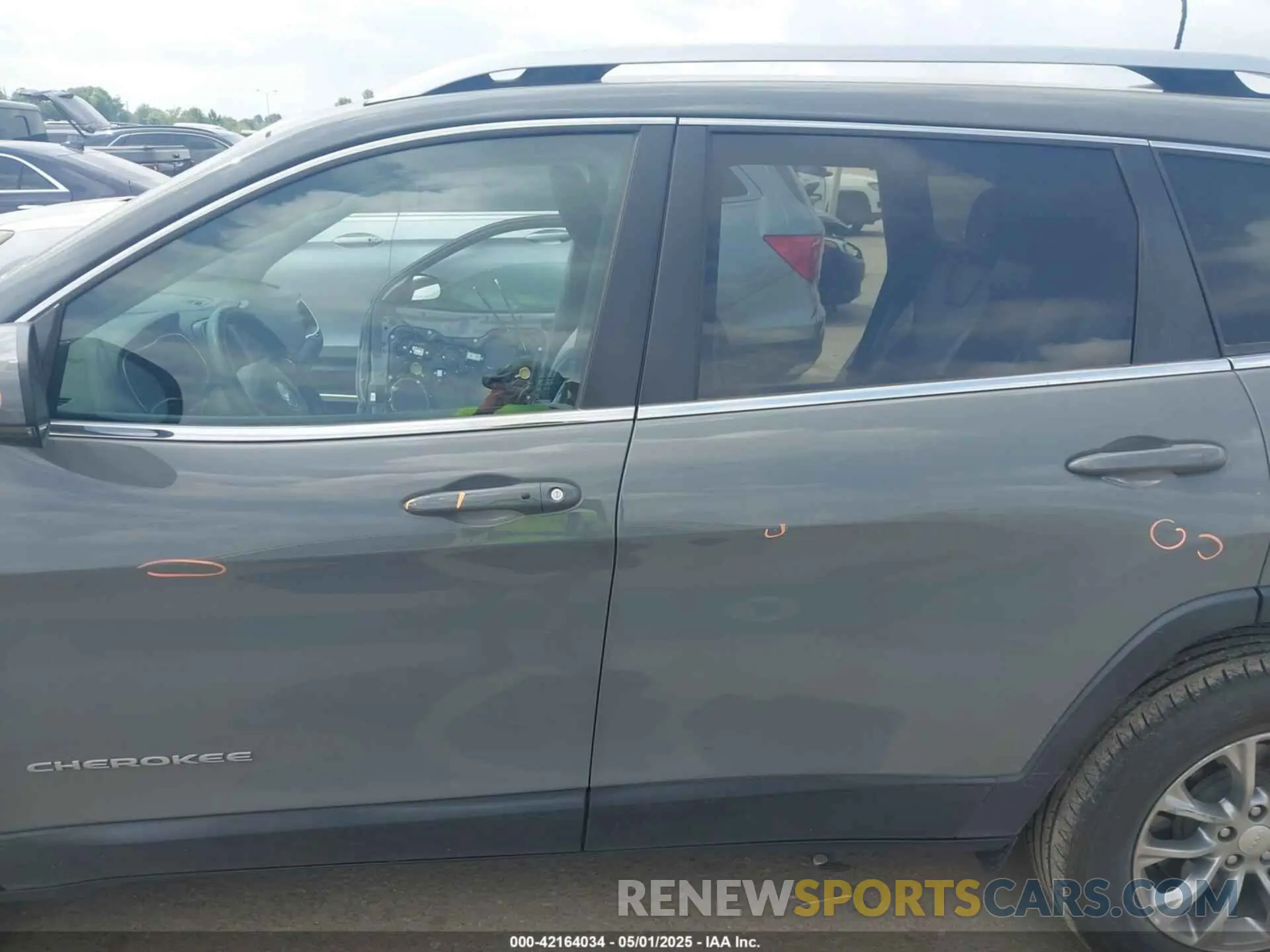 15 fotografías del automóvil dañado 1C4PJMLBXLD568074 JEEP CHEROKEE 2020