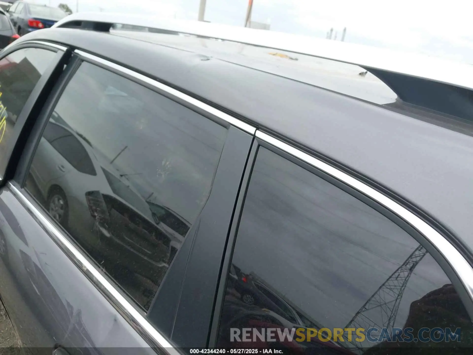 19 fotografías del automóvil dañado 1C4PJMLBXLD580130 JEEP CHEROKEE 2020