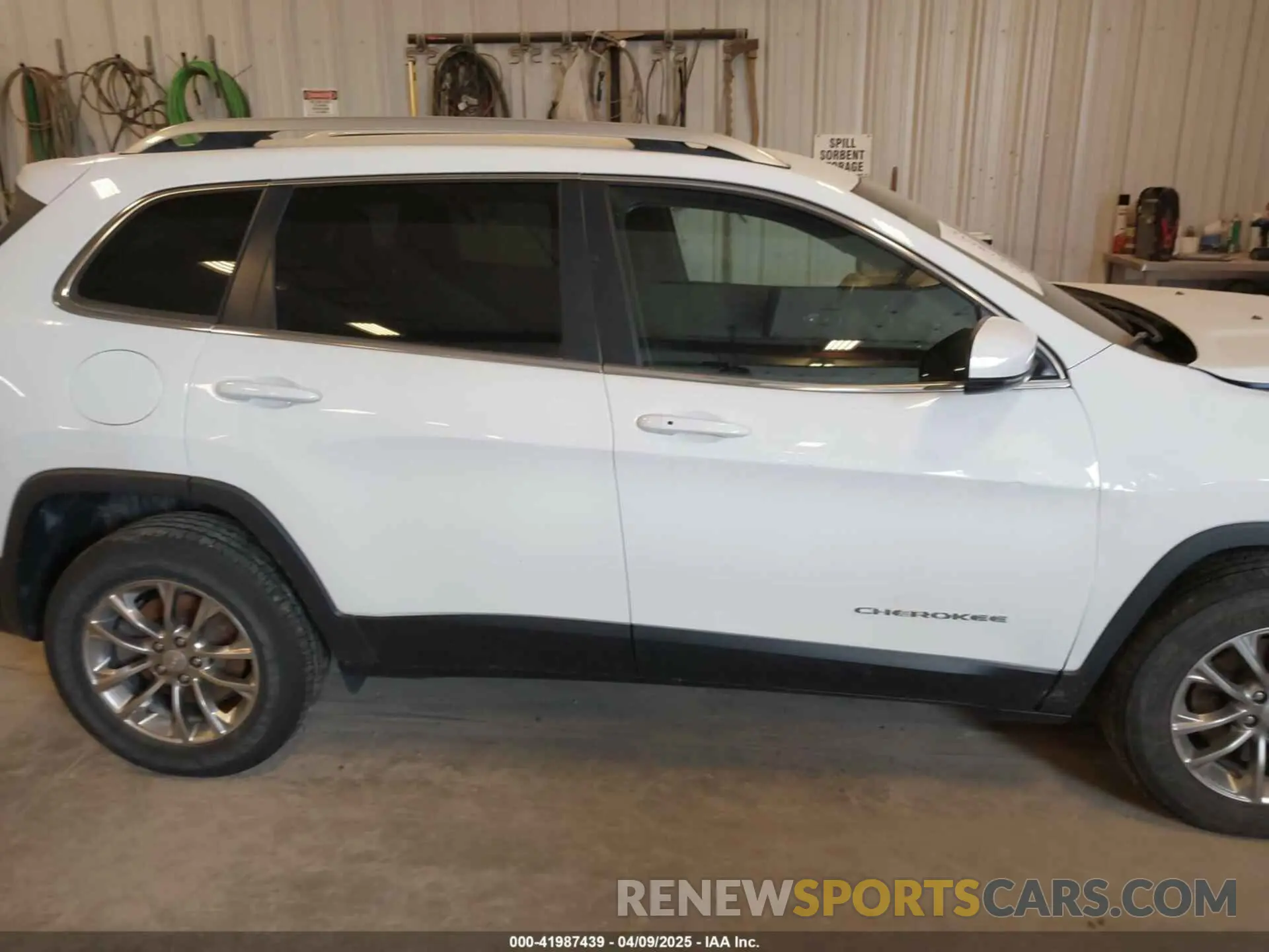 13 fotografías del automóvil dañado 1C4PJMLX1LD637567 JEEP CHEROKEE 2020