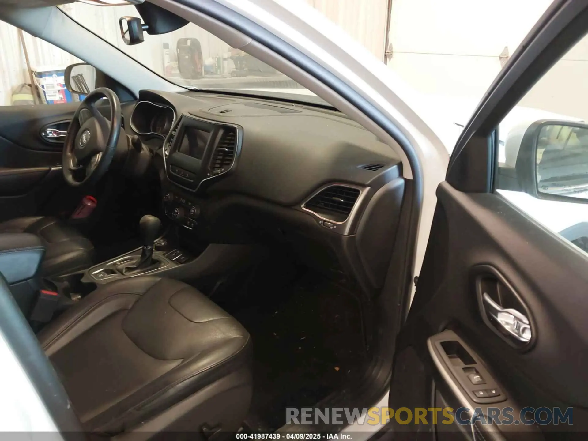 5 fotografías del automóvil dañado 1C4PJMLX1LD637567 JEEP CHEROKEE 2020