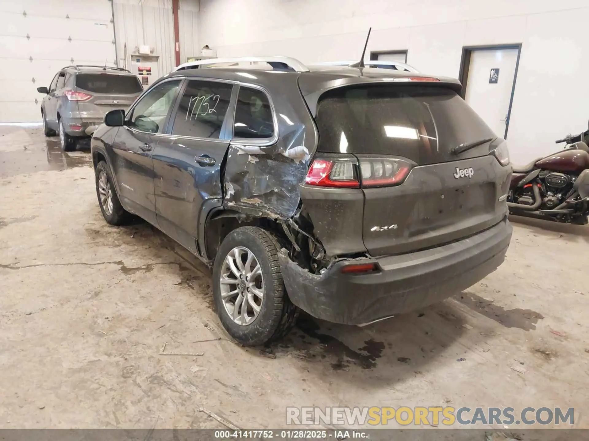 3 fotografías del automóvil dañado 1C4PJMLX9LD527561 JEEP CHEROKEE 2020