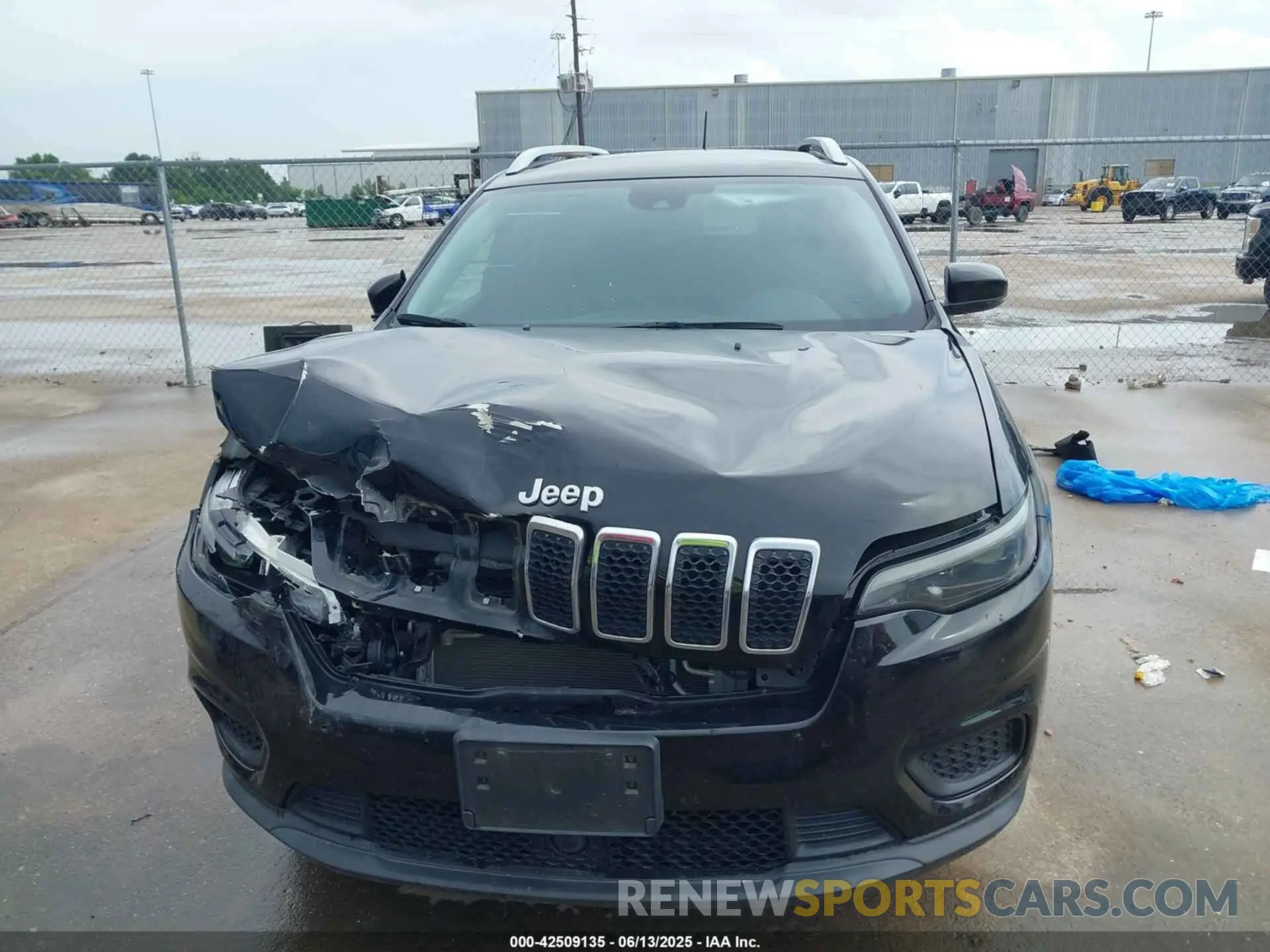 13 fotografías del automóvil dañado 1C4PJLCB3MD155750 JEEP CHEROKEE 2021
