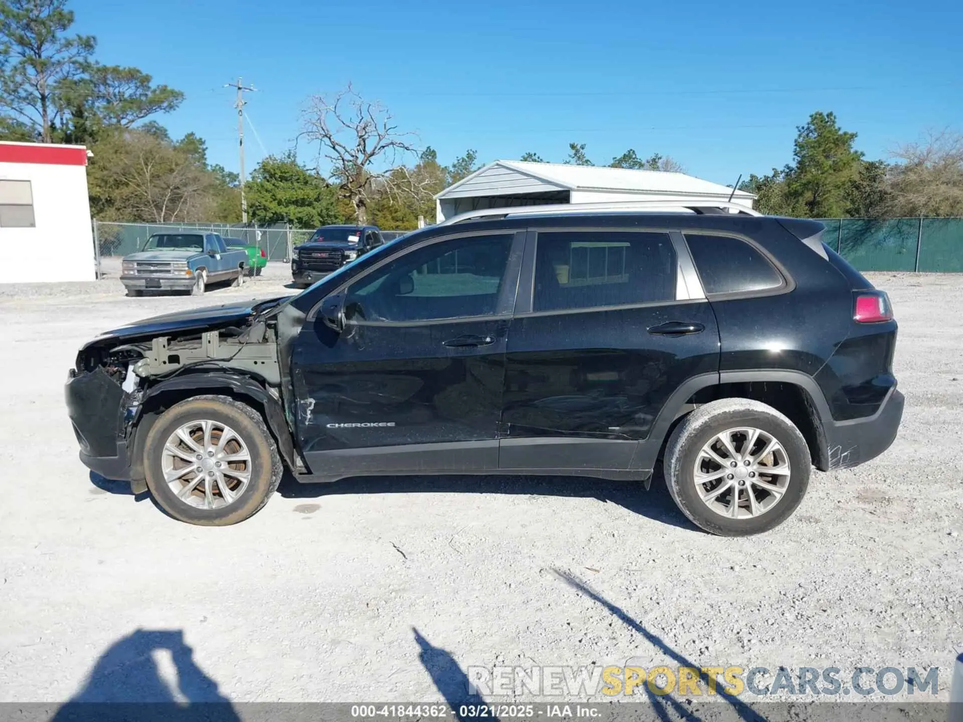 15 fotografías del automóvil dañado 1C4PJLCB4MD227099 JEEP CHEROKEE 2021