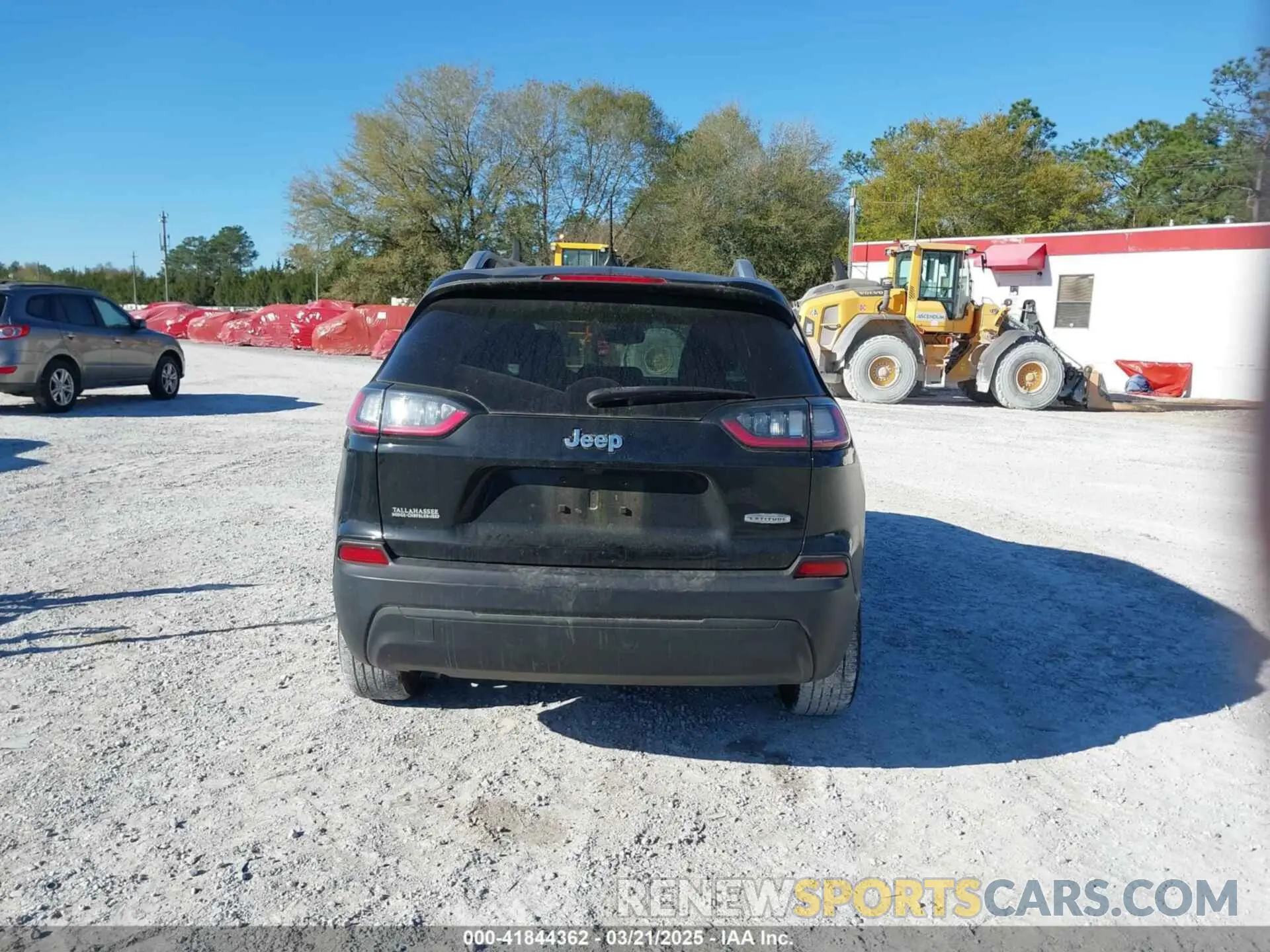 17 fotografías del automóvil dañado 1C4PJLCB4MD227099 JEEP CHEROKEE 2021