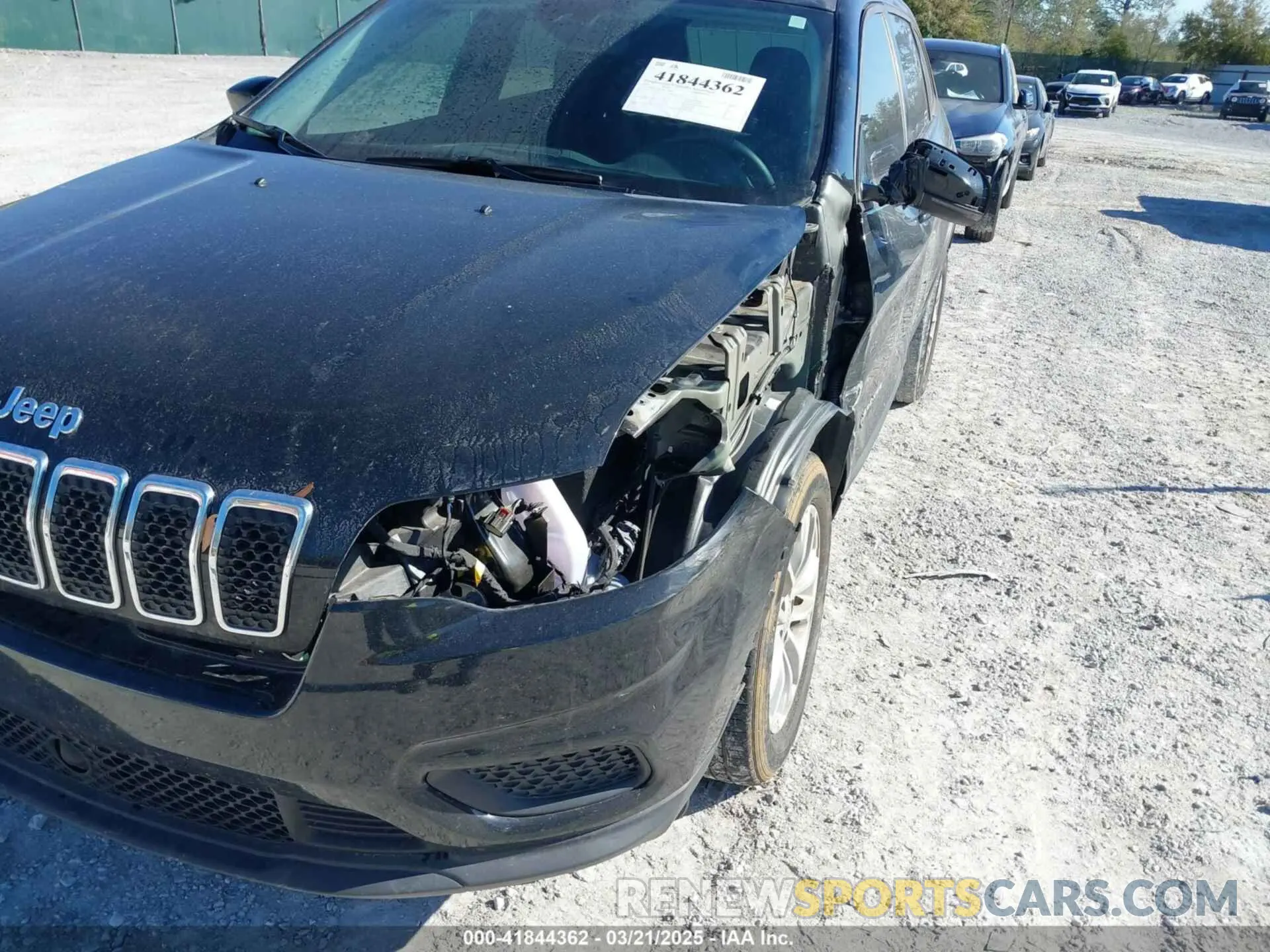 18 fotografías del automóvil dañado 1C4PJLCB4MD227099 JEEP CHEROKEE 2021