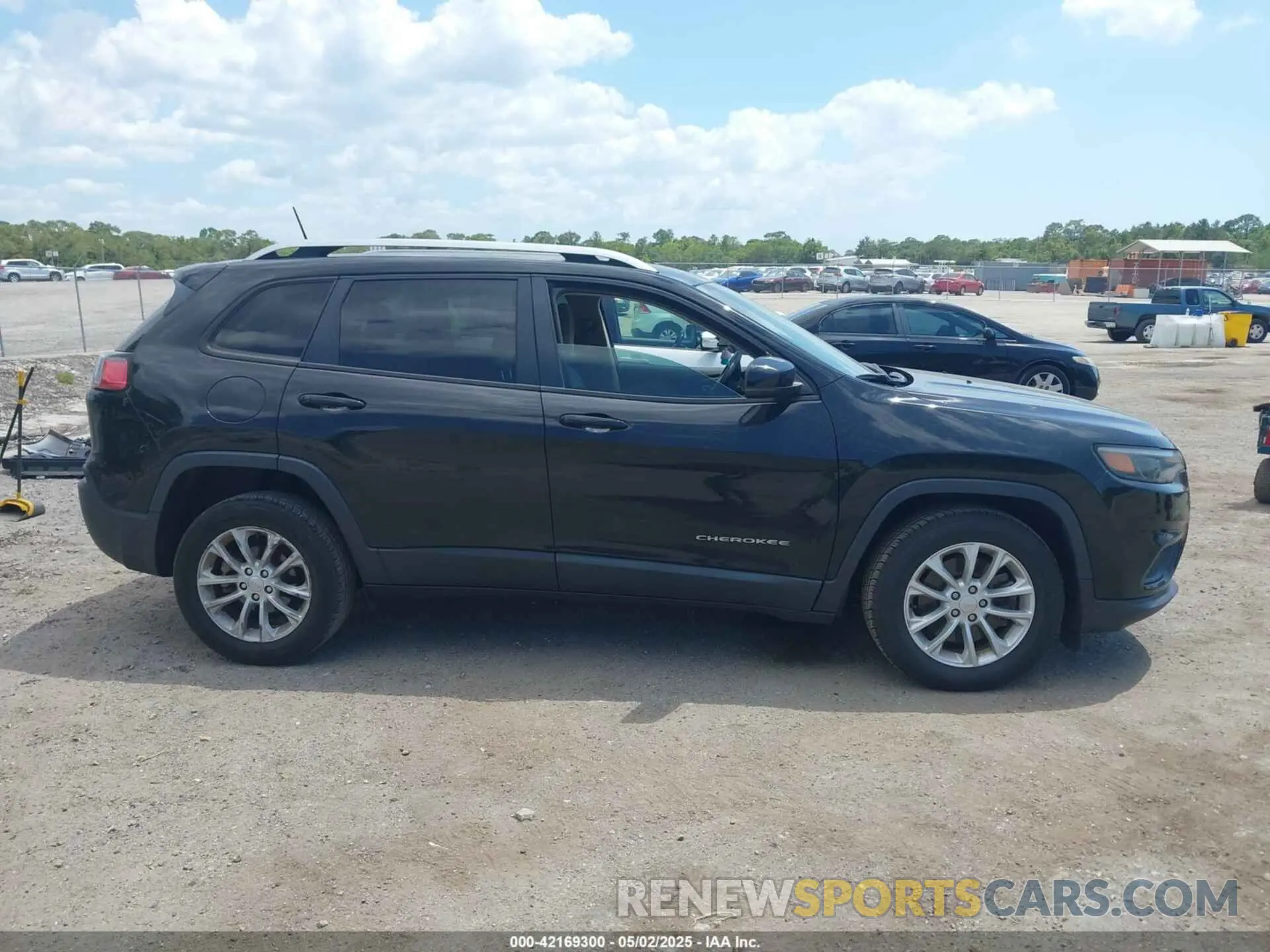 13 fotografías del automóvil dañado 1C4PJLCB6MD203810 JEEP CHEROKEE 2021