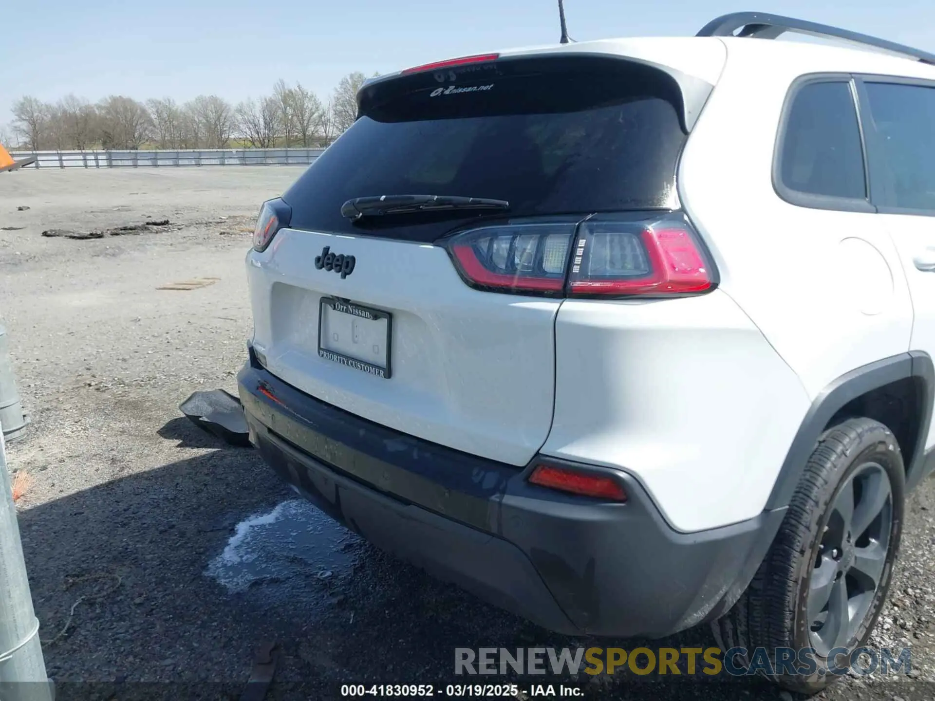 16 fotografías del automóvil dañado 1C4PJLLB1MD180422 JEEP CHEROKEE 2021