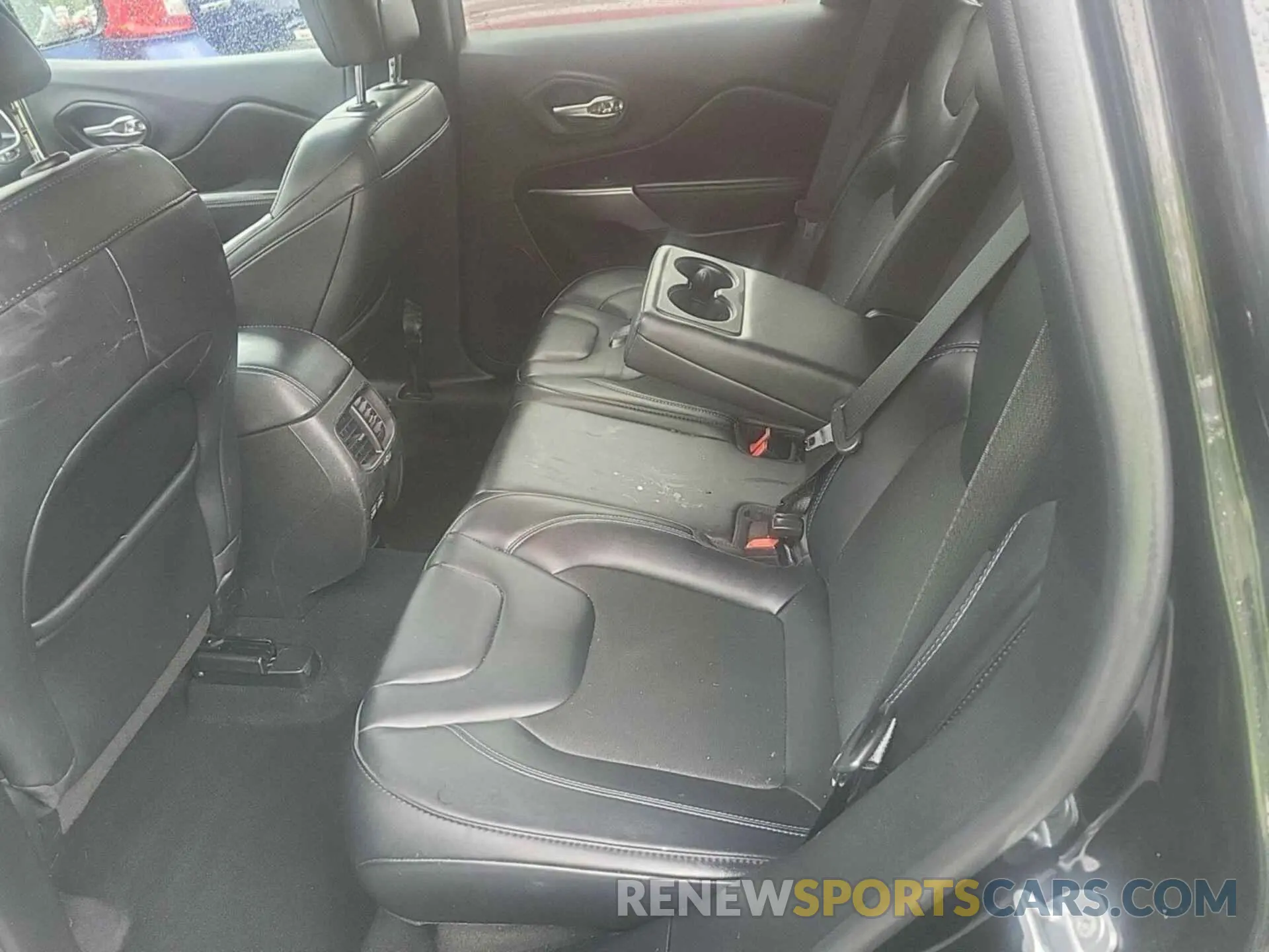 4 fotografías del automóvil dañado 1C4PJLLB3MD116284 JEEP CHEROKEE 2021