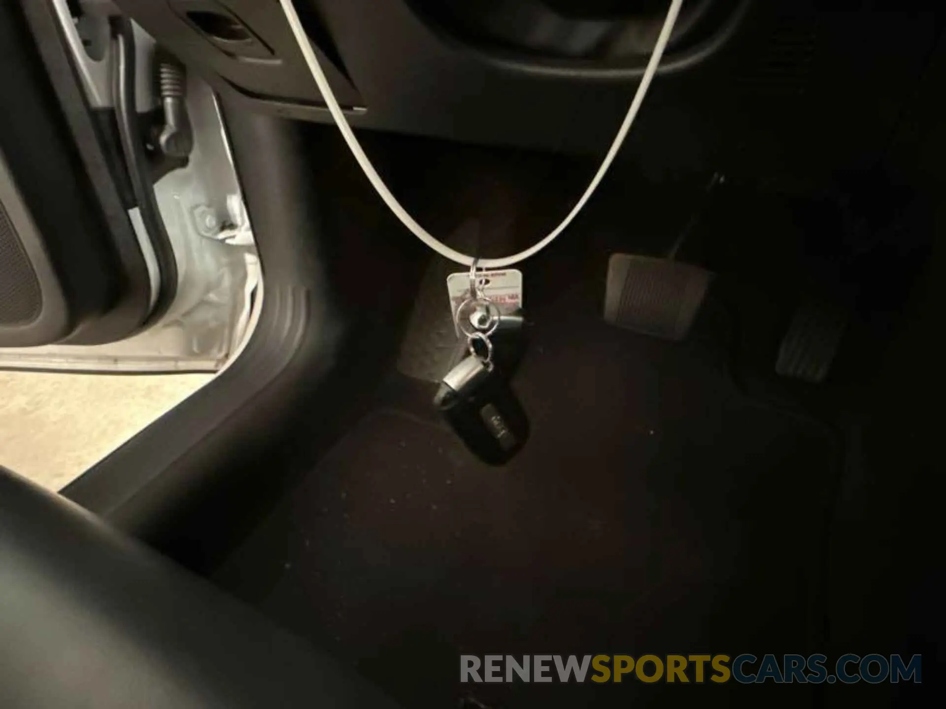11 fotografías del automóvil dañado 1C4PJLLB8MD217837 JEEP CHEROKEE 2021