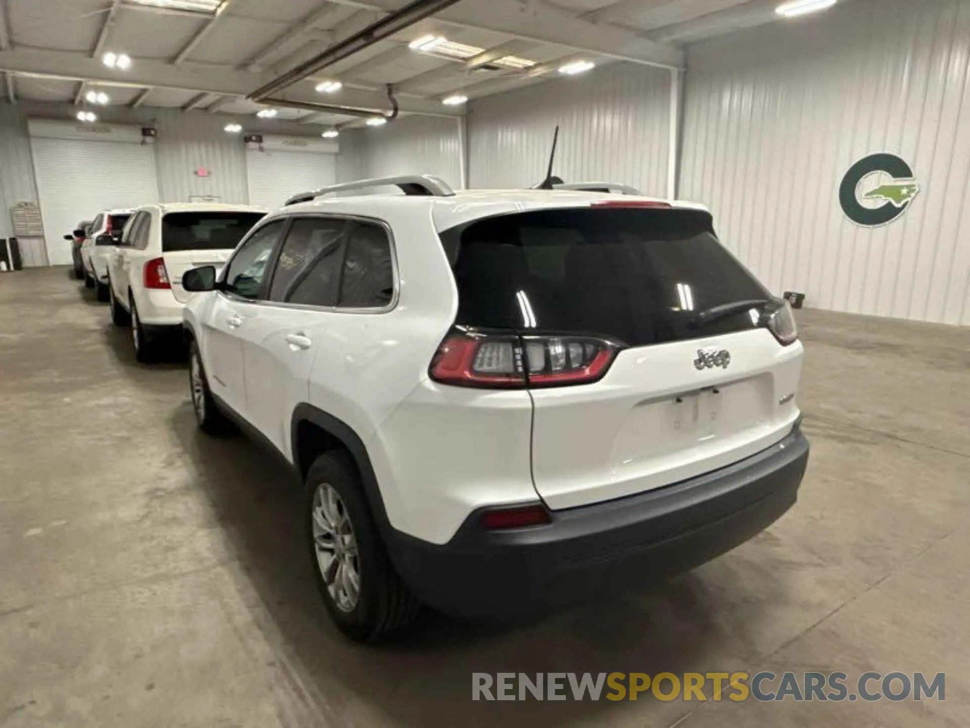 8 fotografías del automóvil dañado 1C4PJLLB8MD217837 JEEP CHEROKEE 2021