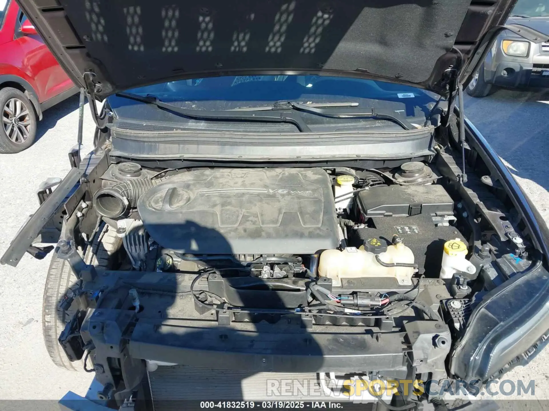 10 fotografías del automóvil dañado 1C4PJLMX3MD196048 JEEP CHEROKEE 2021