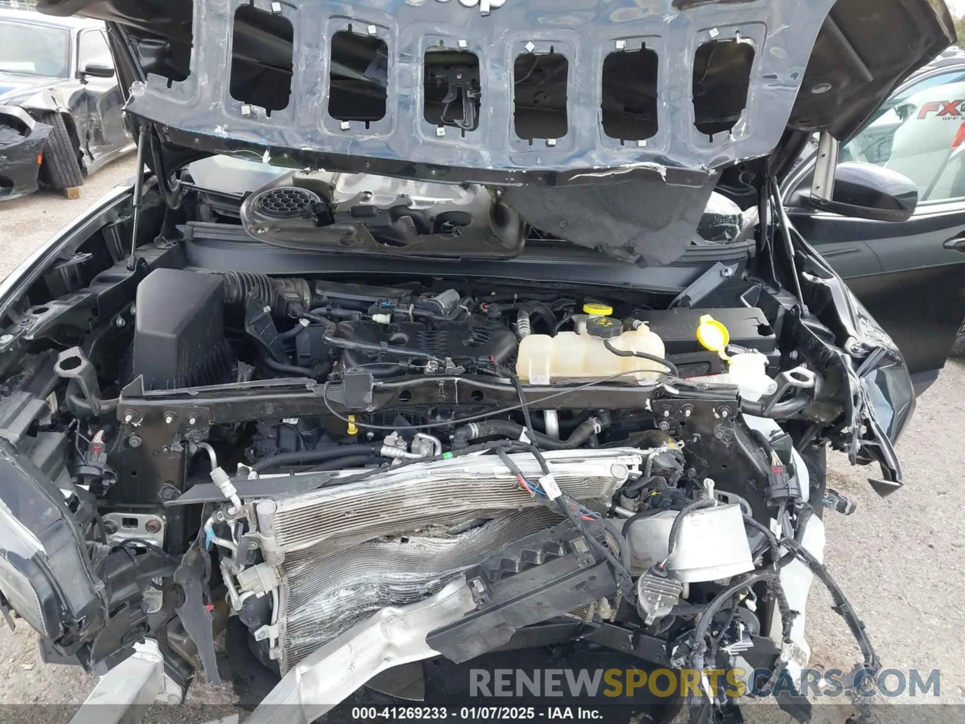 10 fotografías del automóvil dañado 1C4PJLMX4MD140927 JEEP CHEROKEE 2021