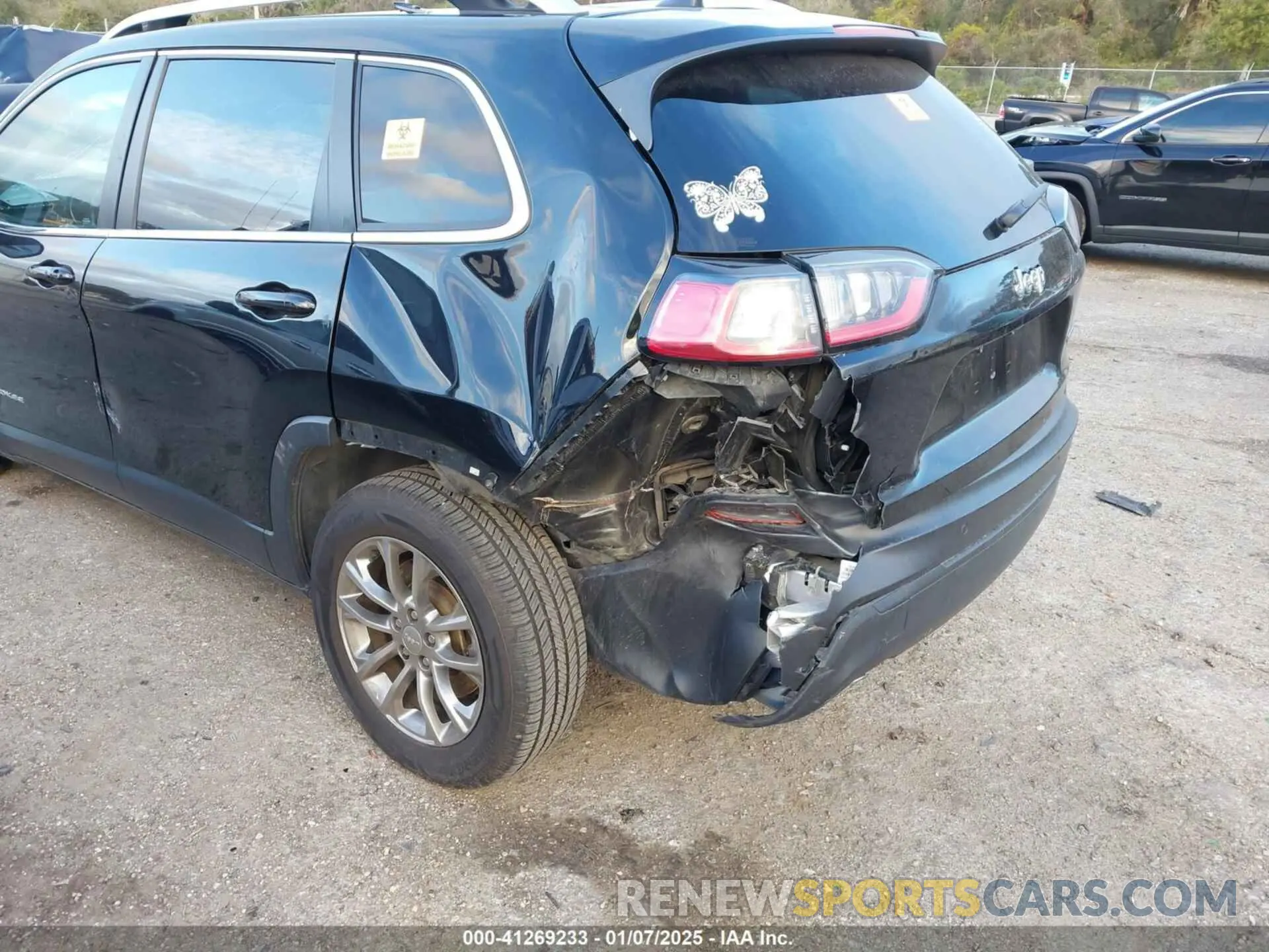 6 fotografías del automóvil dañado 1C4PJLMX4MD140927 JEEP CHEROKEE 2021