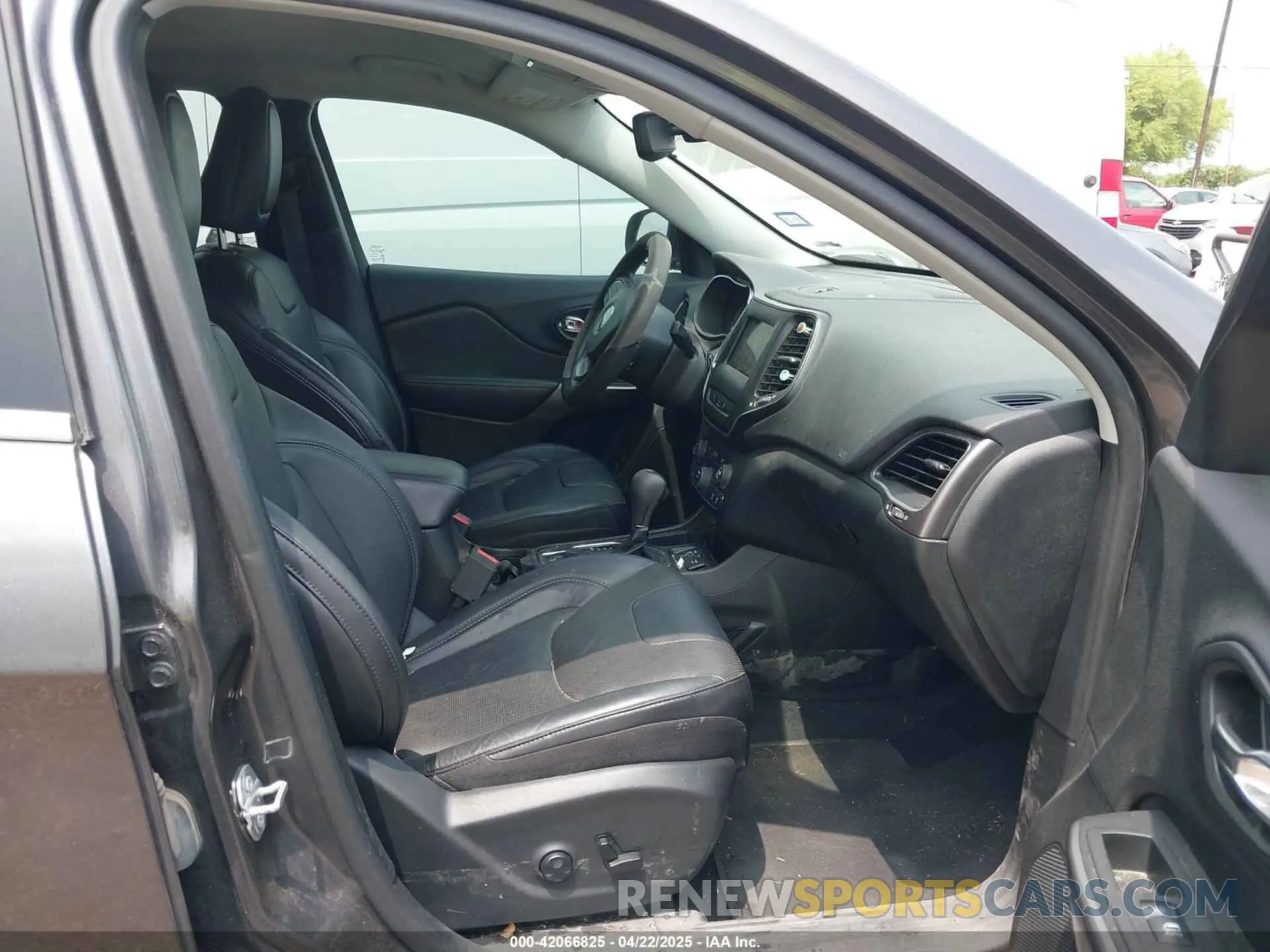 5 fotografías del automóvil dañado 1C4PJLMX7MD150593 JEEP CHEROKEE 2021