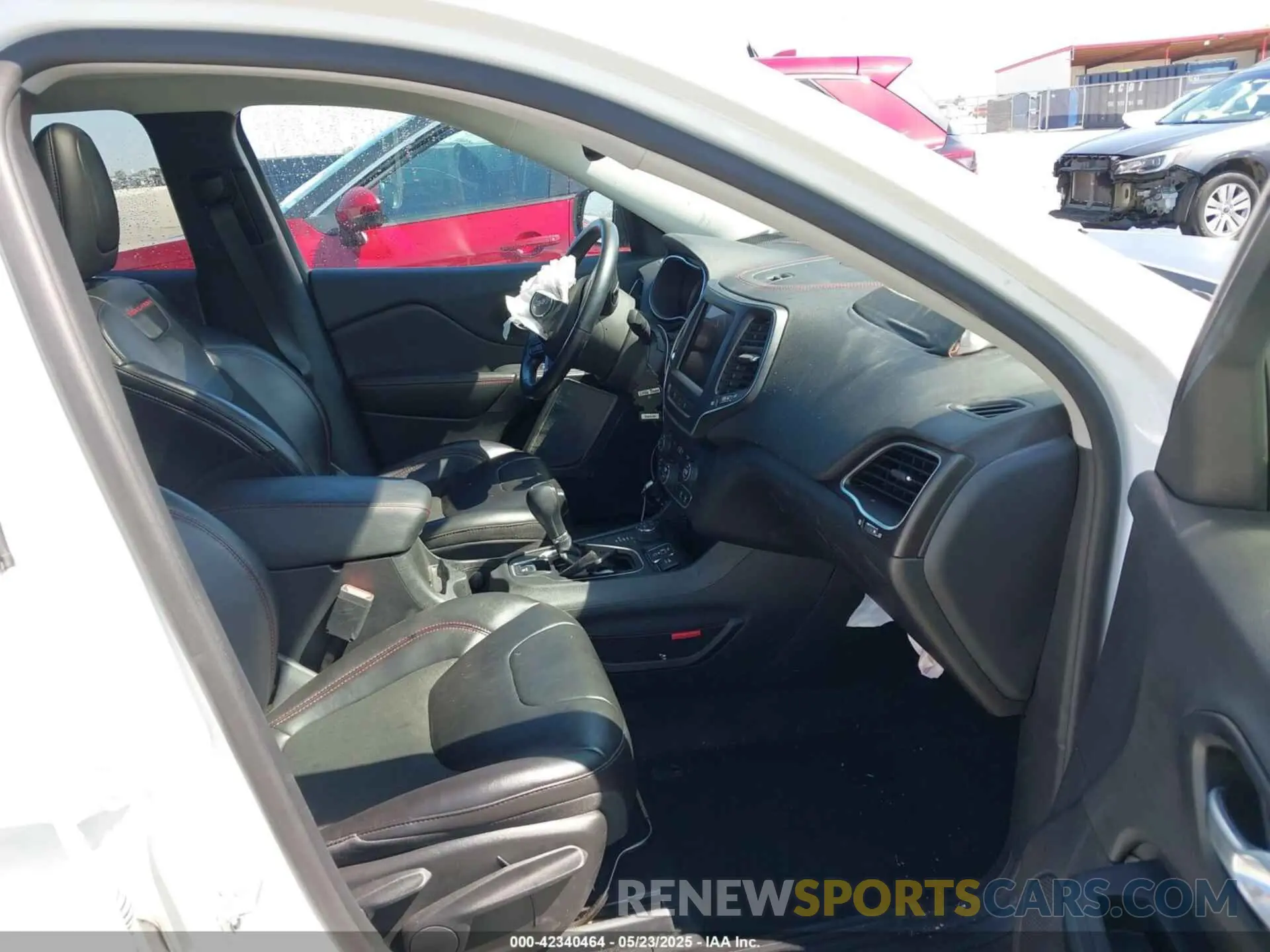5 fotografías del automóvil dañado 1C4PJMBX1MD145169 JEEP CHEROKEE 2021