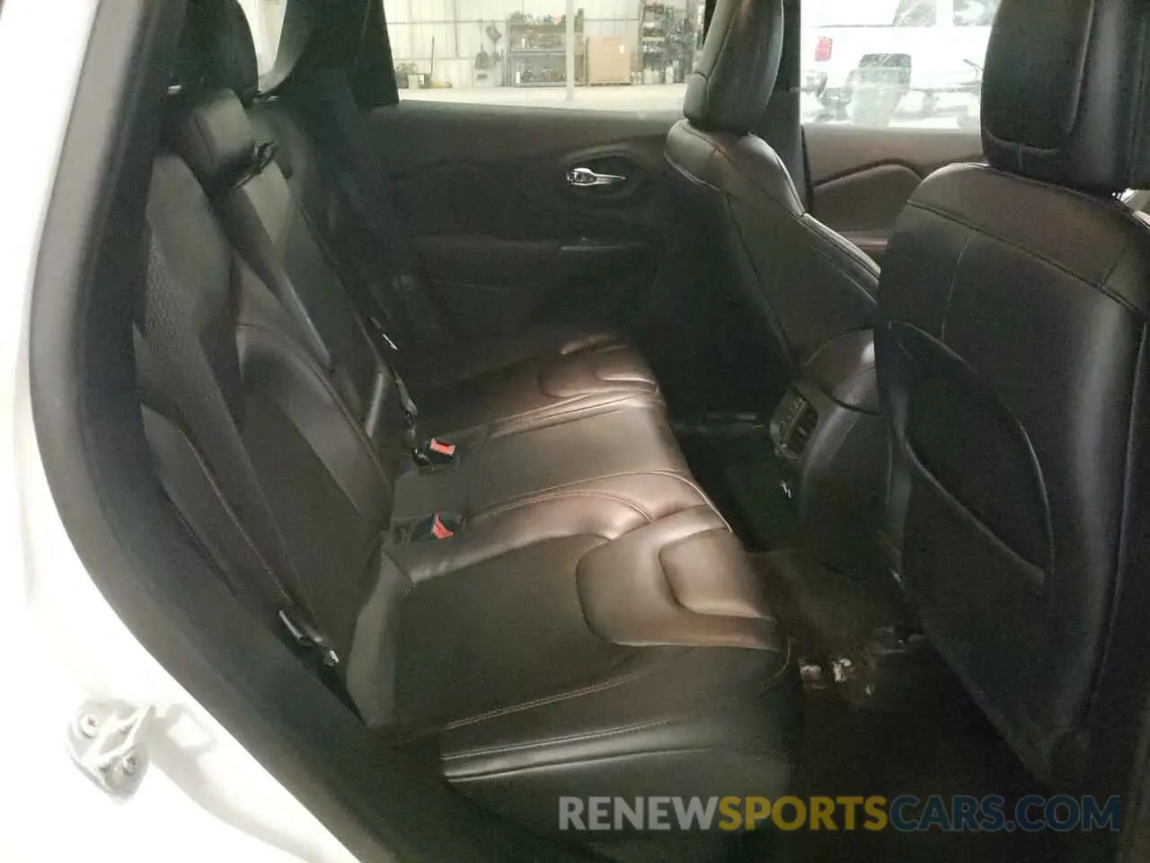 11 fotografías del automóvil dañado 1C4PJMBX2MD128705 JEEP CHEROKEE 2021