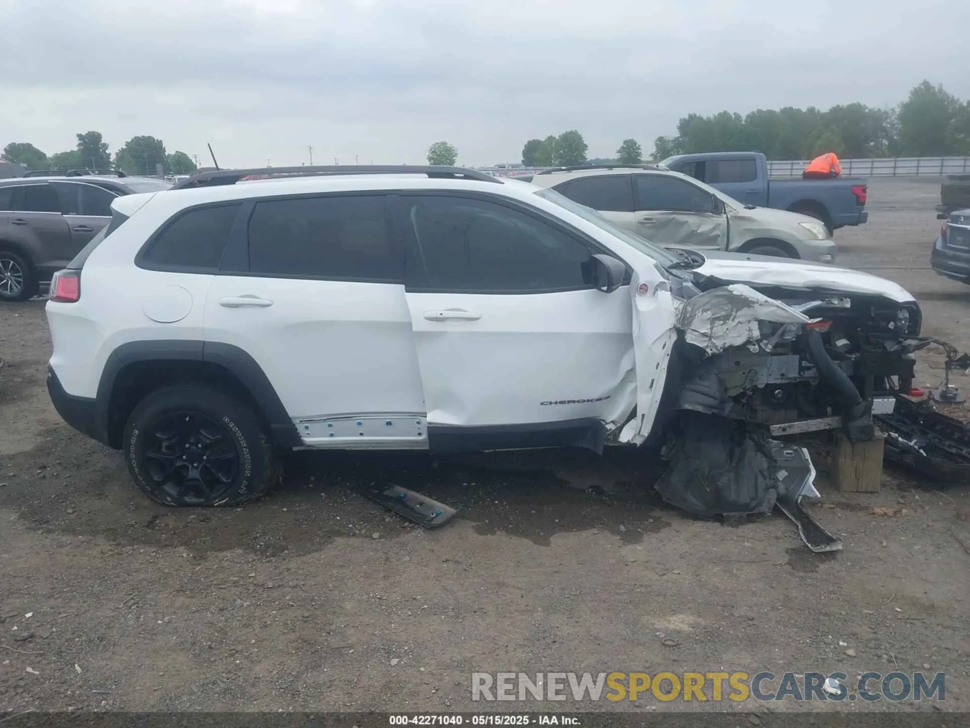 13 fotografías del automóvil dañado 1C4PJMBX4MD239112 JEEP CHEROKEE 2021