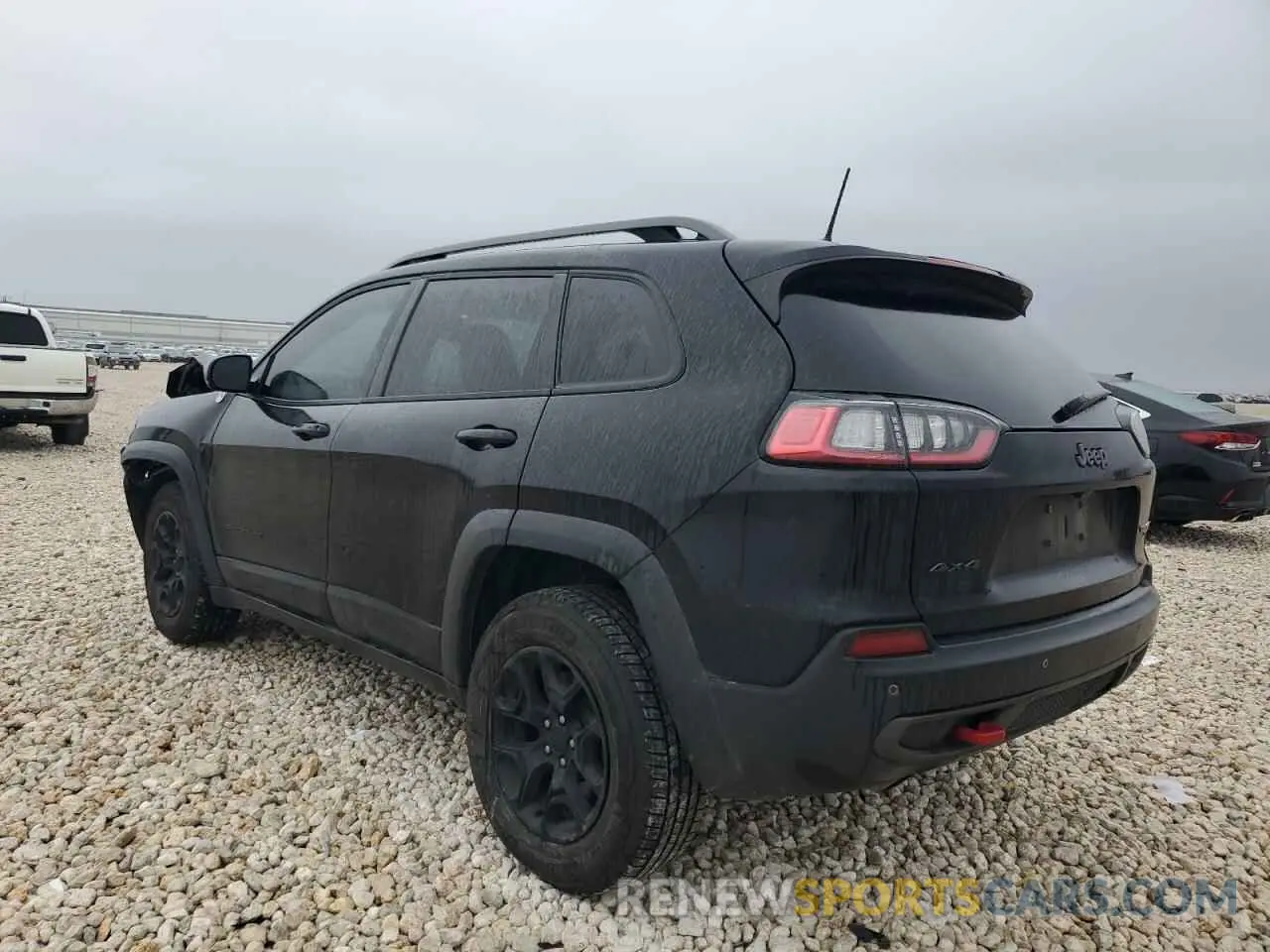 2 fotografías del automóvil dañado 1C4PJMBX5MD123854 JEEP CHEROKEE 2021