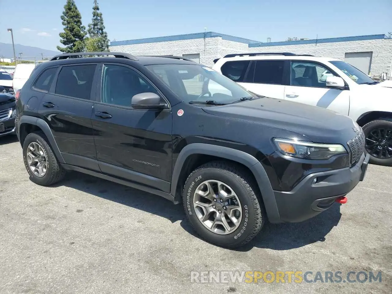 4 fotografías del automóvil dañado 1C4PJMBX8MD167153 JEEP CHEROKEE 2021