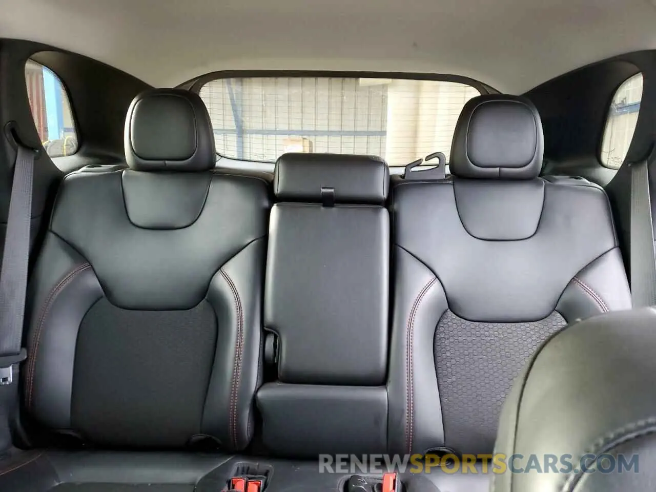 10 fotografías del automóvil dañado 1C4PJMBX9MD211029 JEEP CHEROKEE 2021