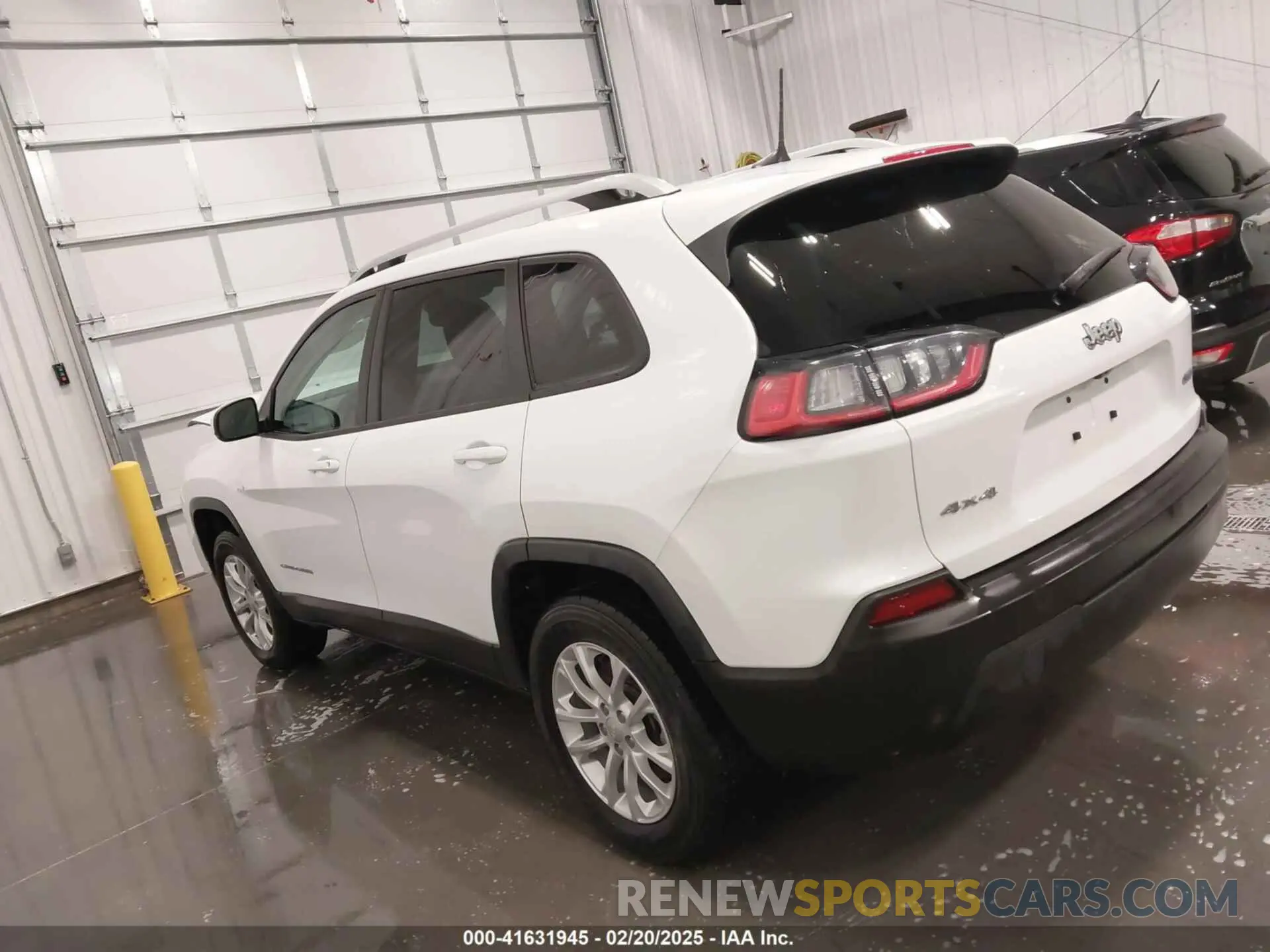 14 fotografías del automóvil dañado 1C4PJMCB7MD166000 JEEP CHEROKEE 2021