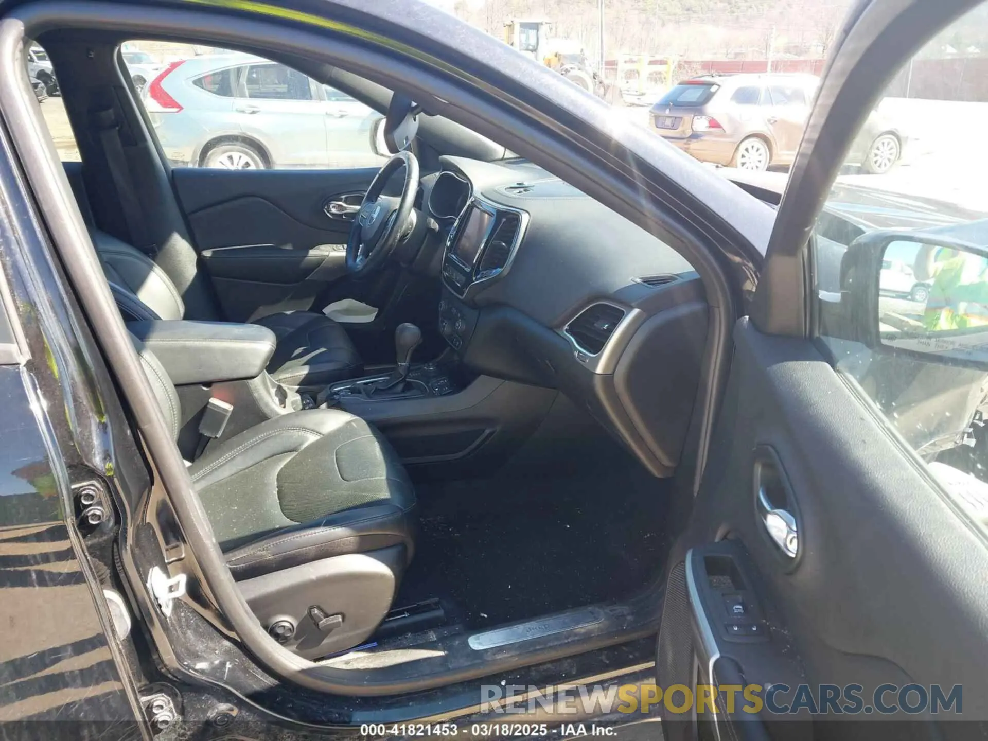 5 fotografías del automóvil dañado 1C4PJMDN5MD156607 JEEP CHEROKEE 2021